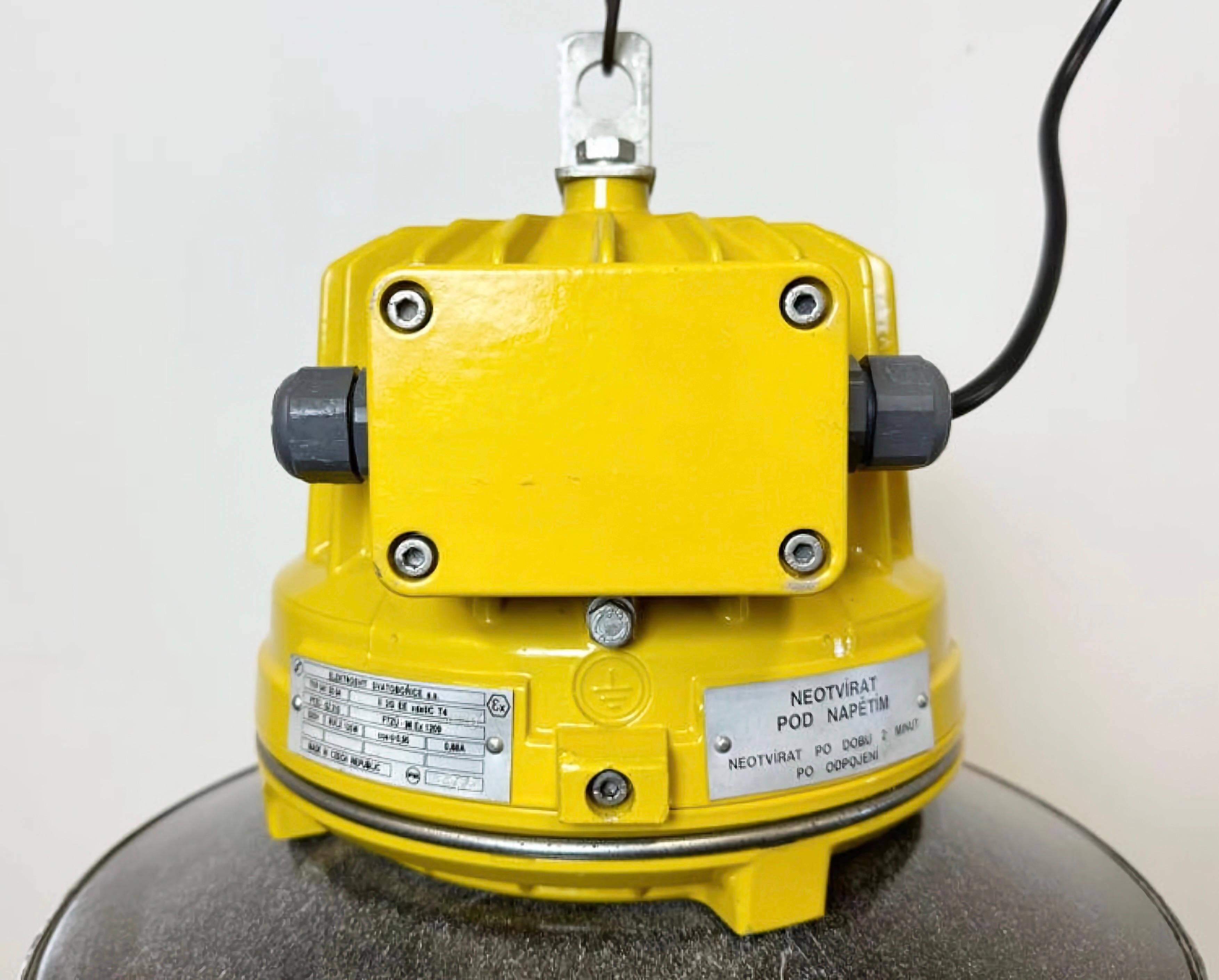 Yellow Industrial Explosion Proof Lamp with Grey Enameled Shade, 1990s In Good Condition For Sale In Kojetice, CZ