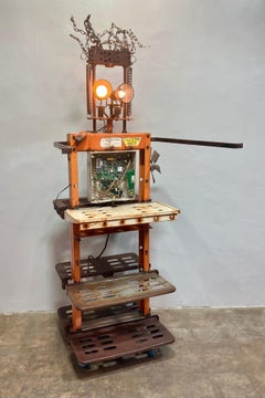 Robot Yellow Jack - Sculpture et présentoir industriel vintage récupéré