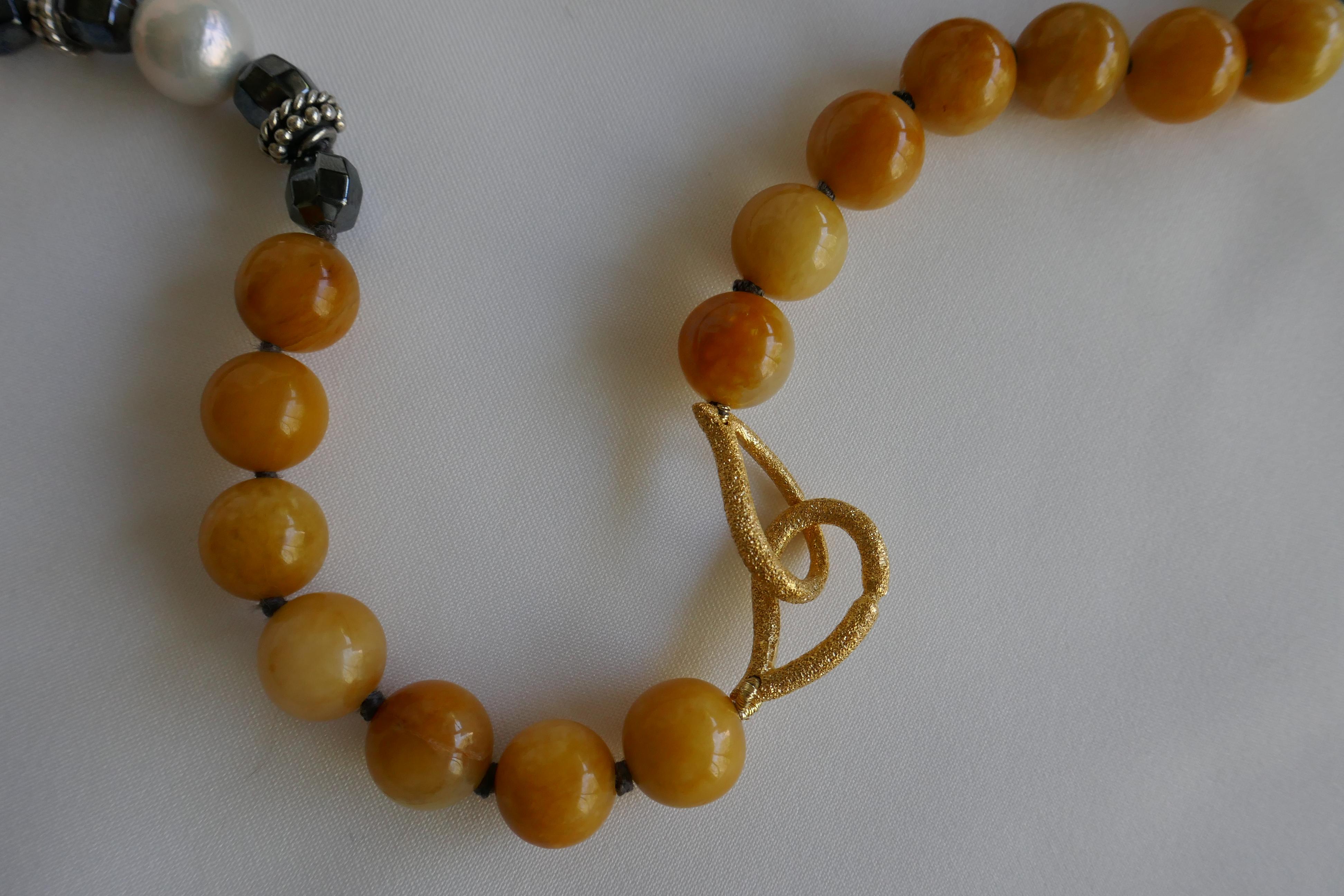 Yellow Jade Hematite Cultured Pearls Vermeil 925 & 925 Silver Gemstone Necklace For Sale 3