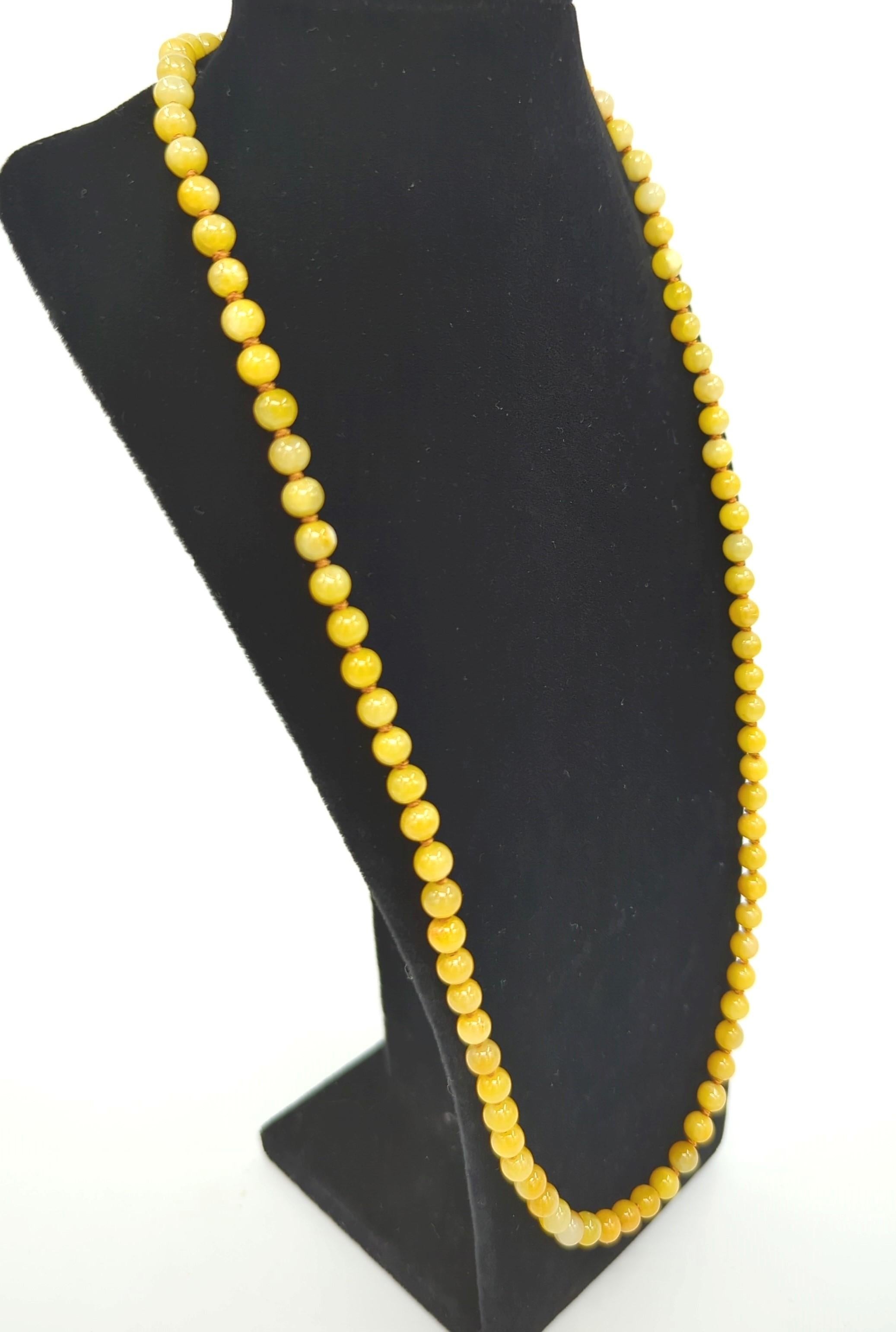 Yellow Honey Jadeite Beaded Necklace 24.5