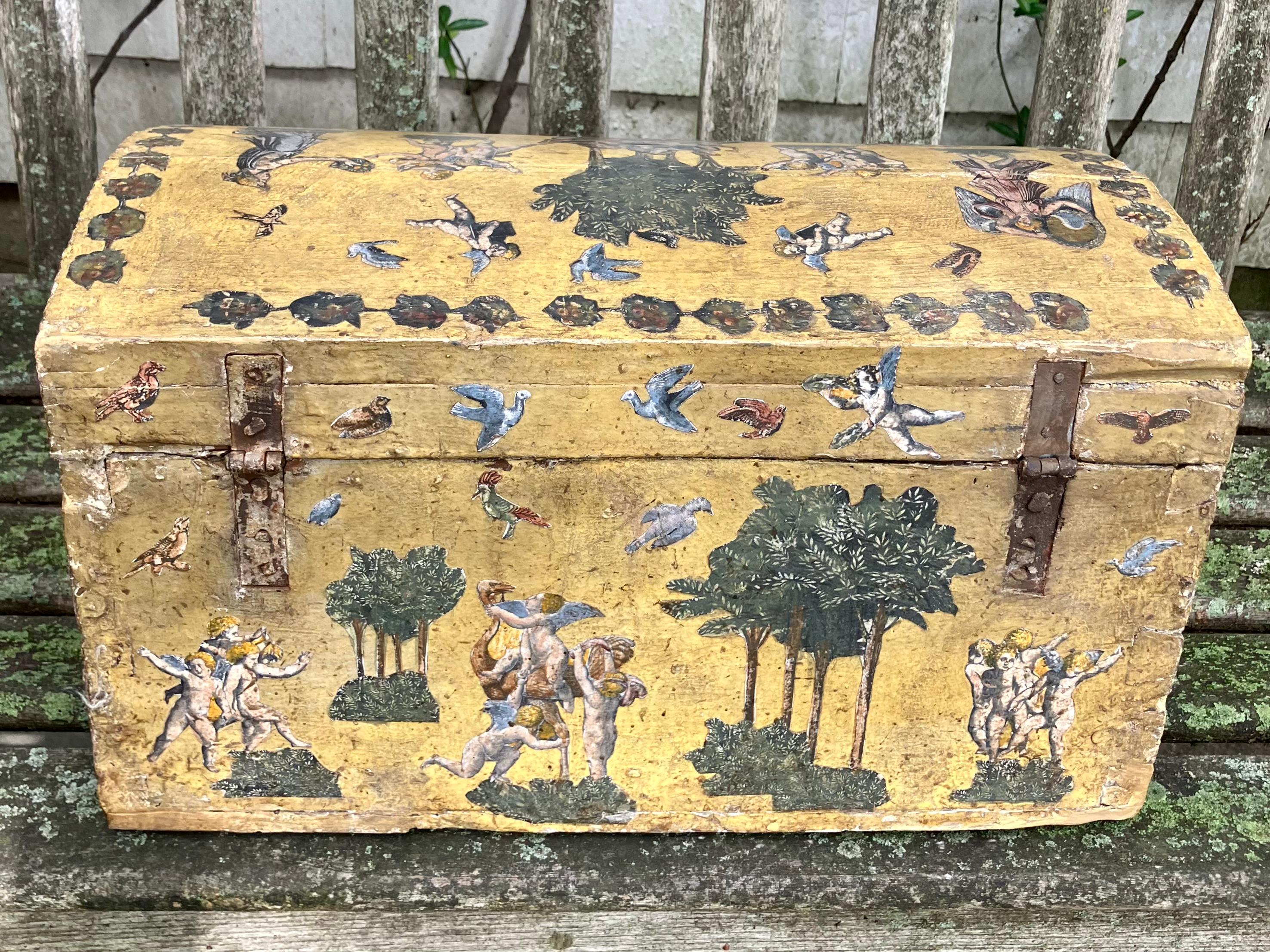 Bois Boîte à ange Lacca Povera jaune en vente