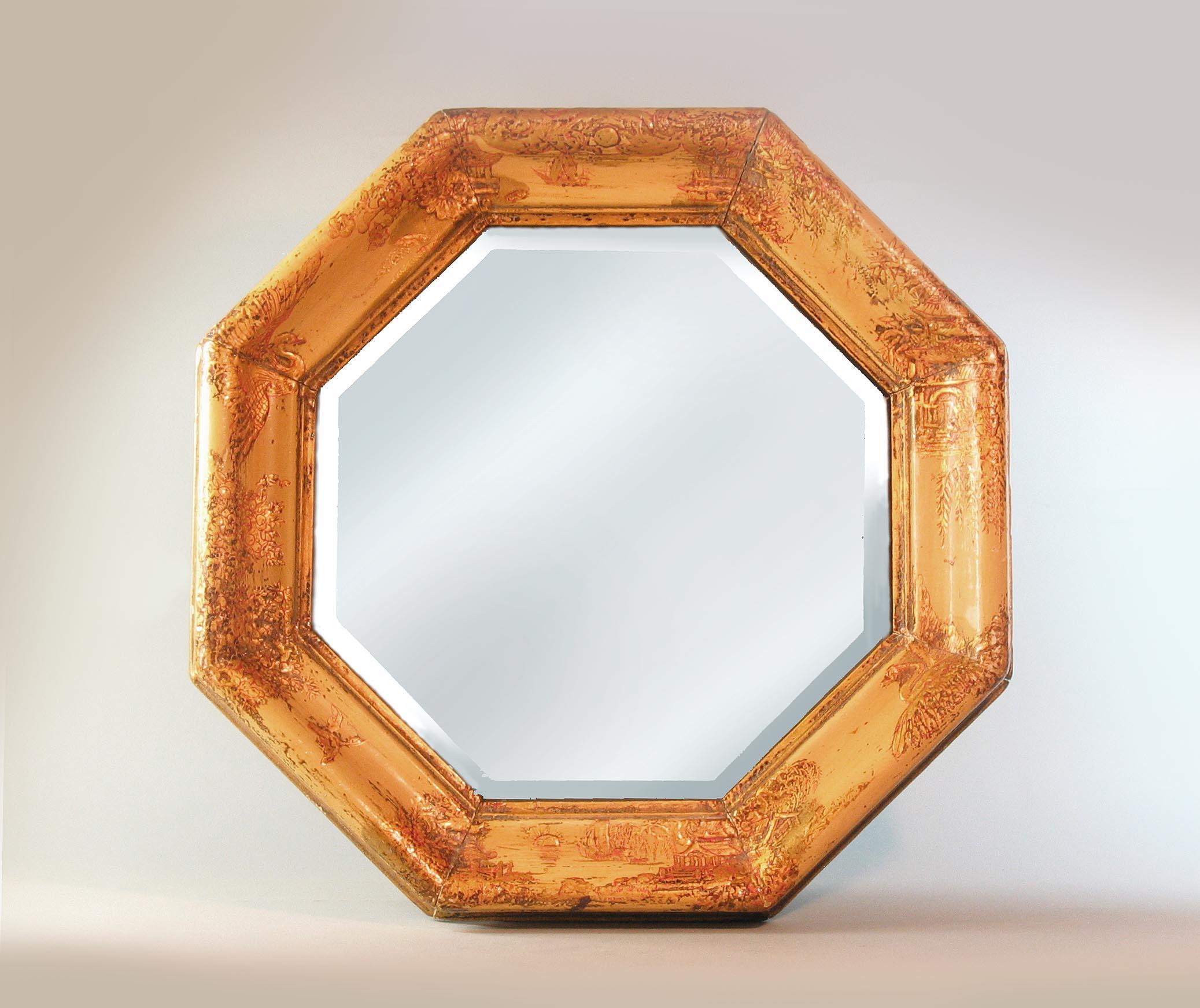 Yellow Lacquer Chinoiserie Octagonal Wall Mirror, First Half of the 20th Century For Sale 1