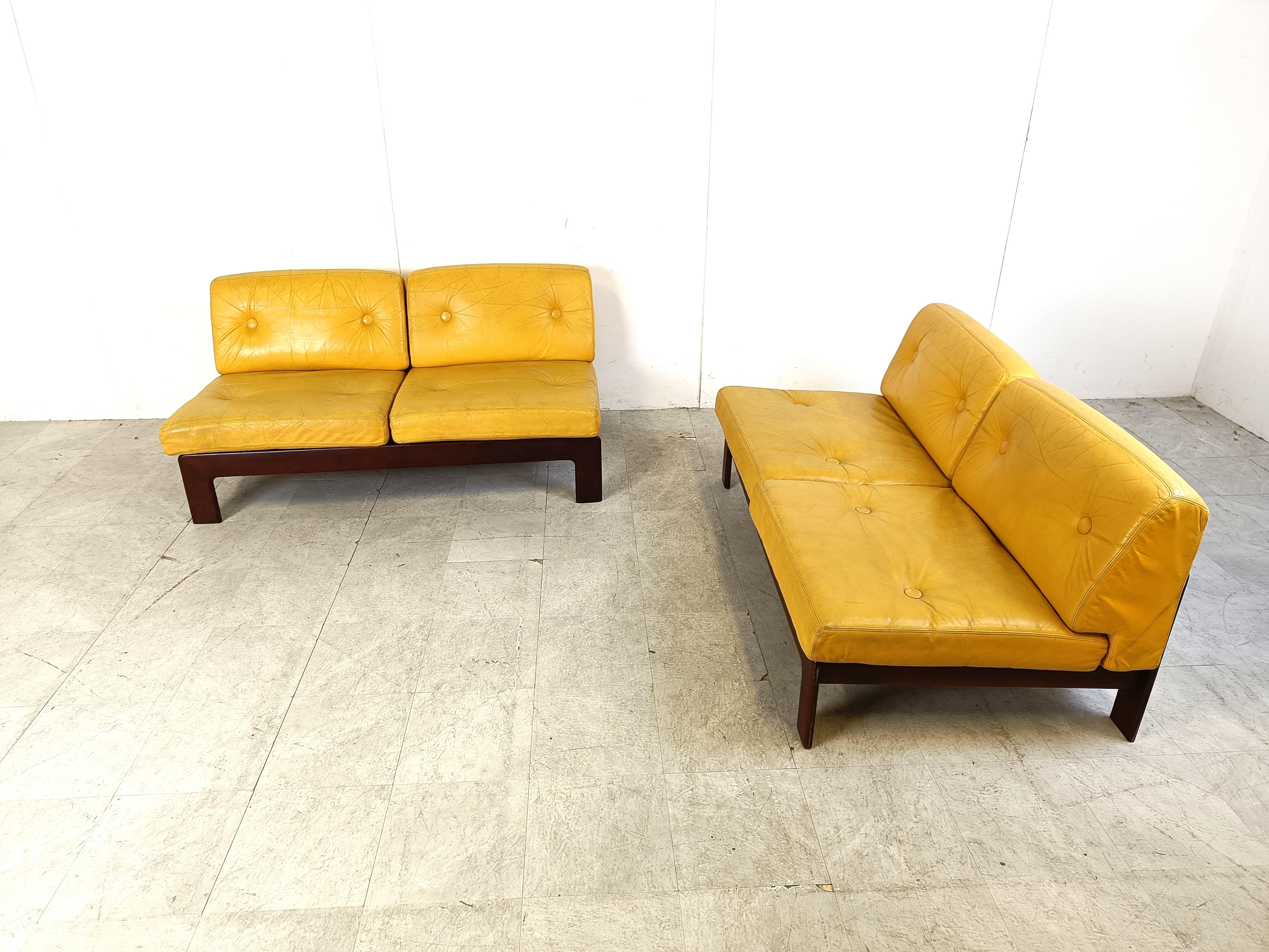 Mid-Century Modern Yellow leather Durlet sofa, 1960s  For Sale