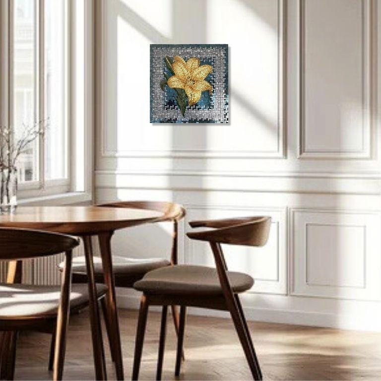 “Yellow Lily”- scultura da parete in vetro a mosaico. (Zeitgenössisch) im Angebot