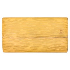 Gelbes Louis Vuitton Tassil Epi Leder Portemonnaie Continental Wallet mit Quaste
