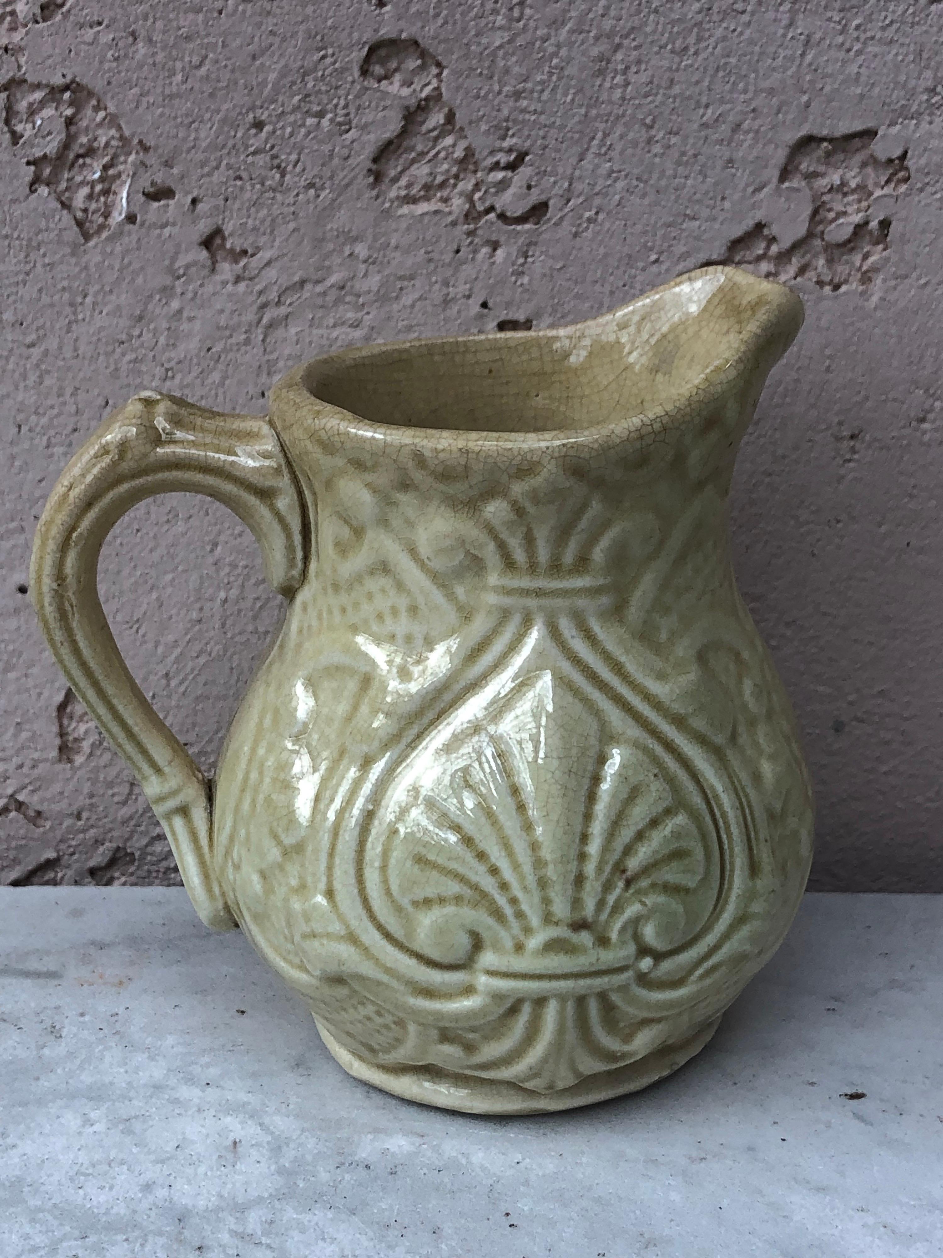 Yellow Majolica Creamer Pitcher Onnaing Circa 1920 In Good Condition For Sale In Austin, TX