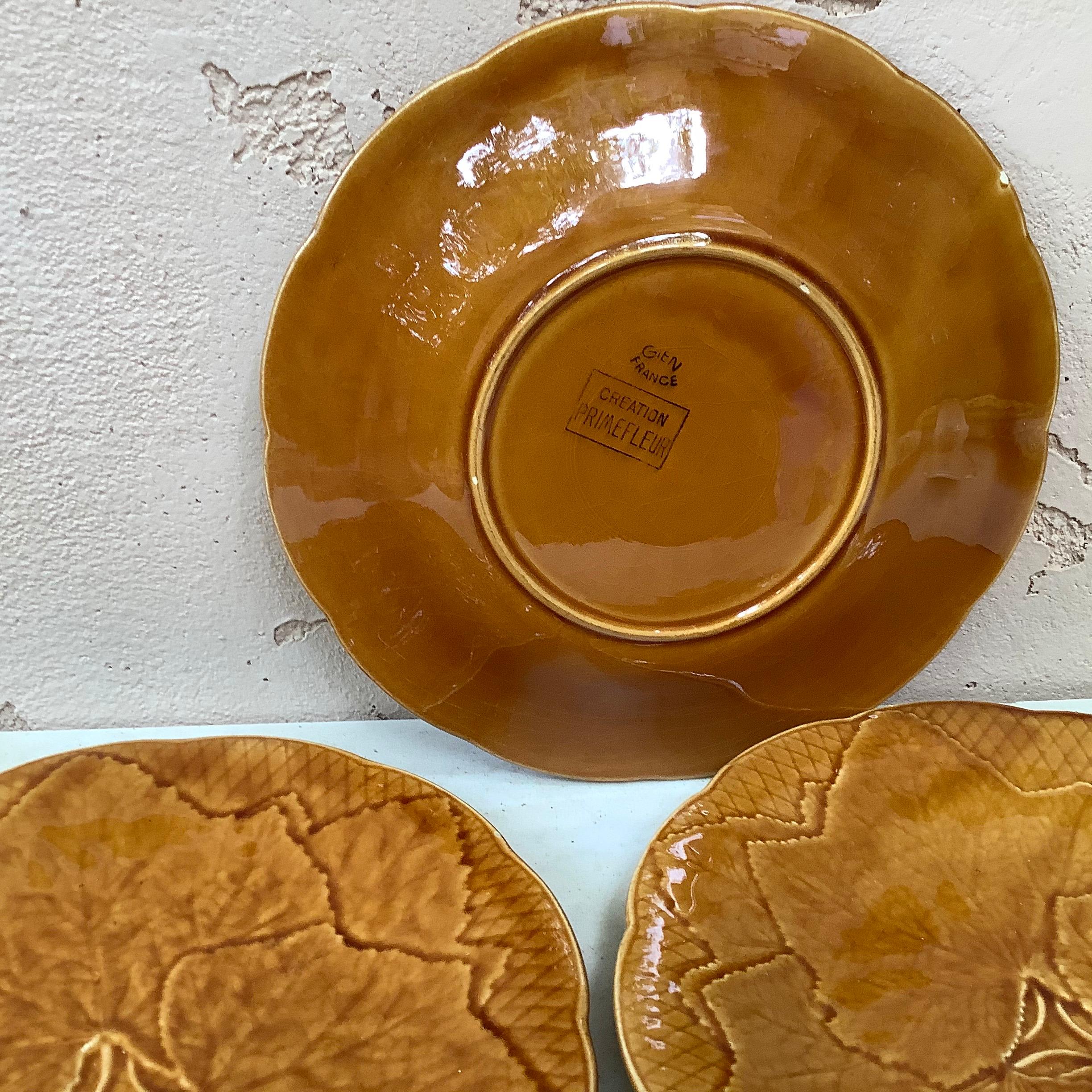 Country Yellow Majolica Leaves Plate Gien, circa 1950