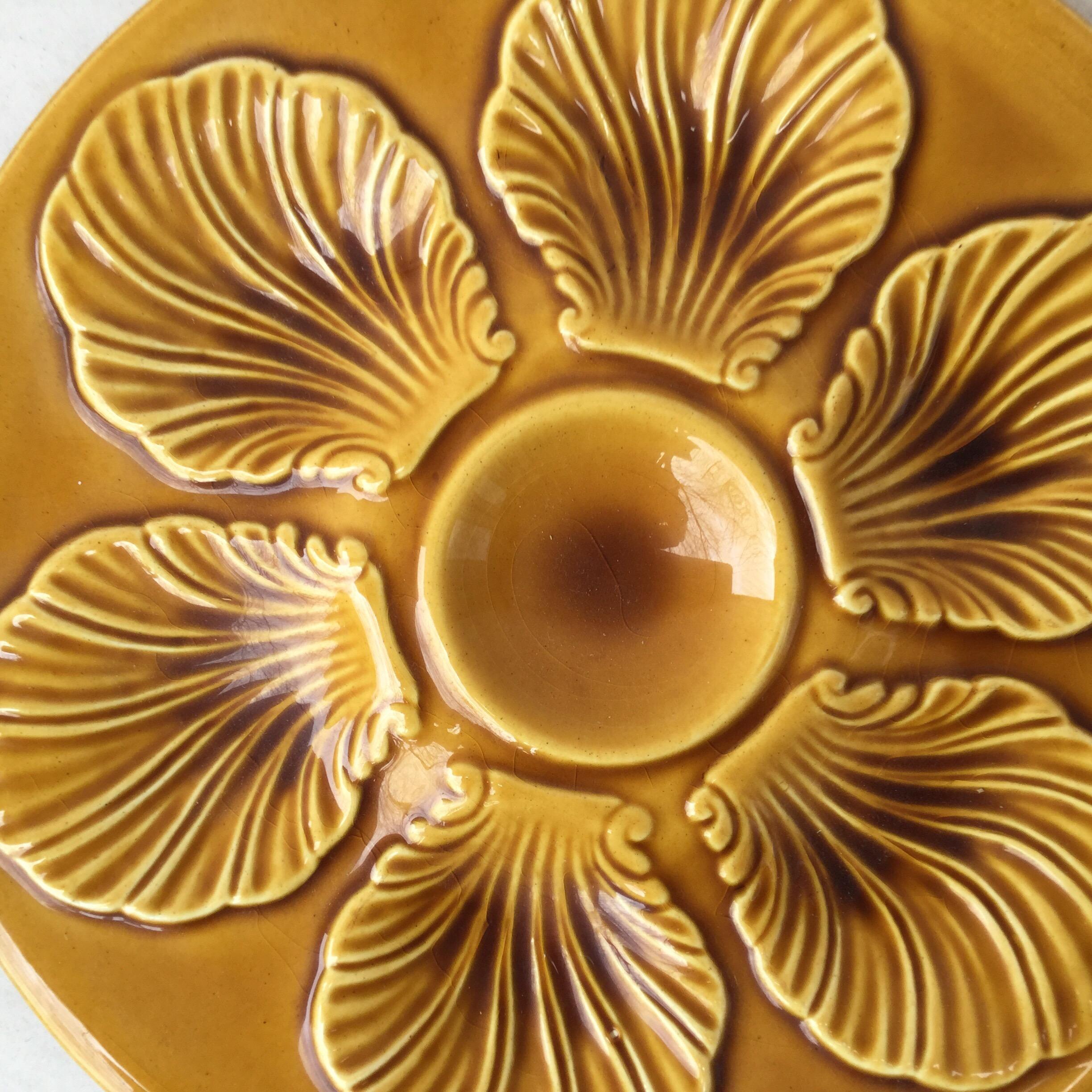 Yellow Majolica oyster plate signed Proceram, circa 1950.