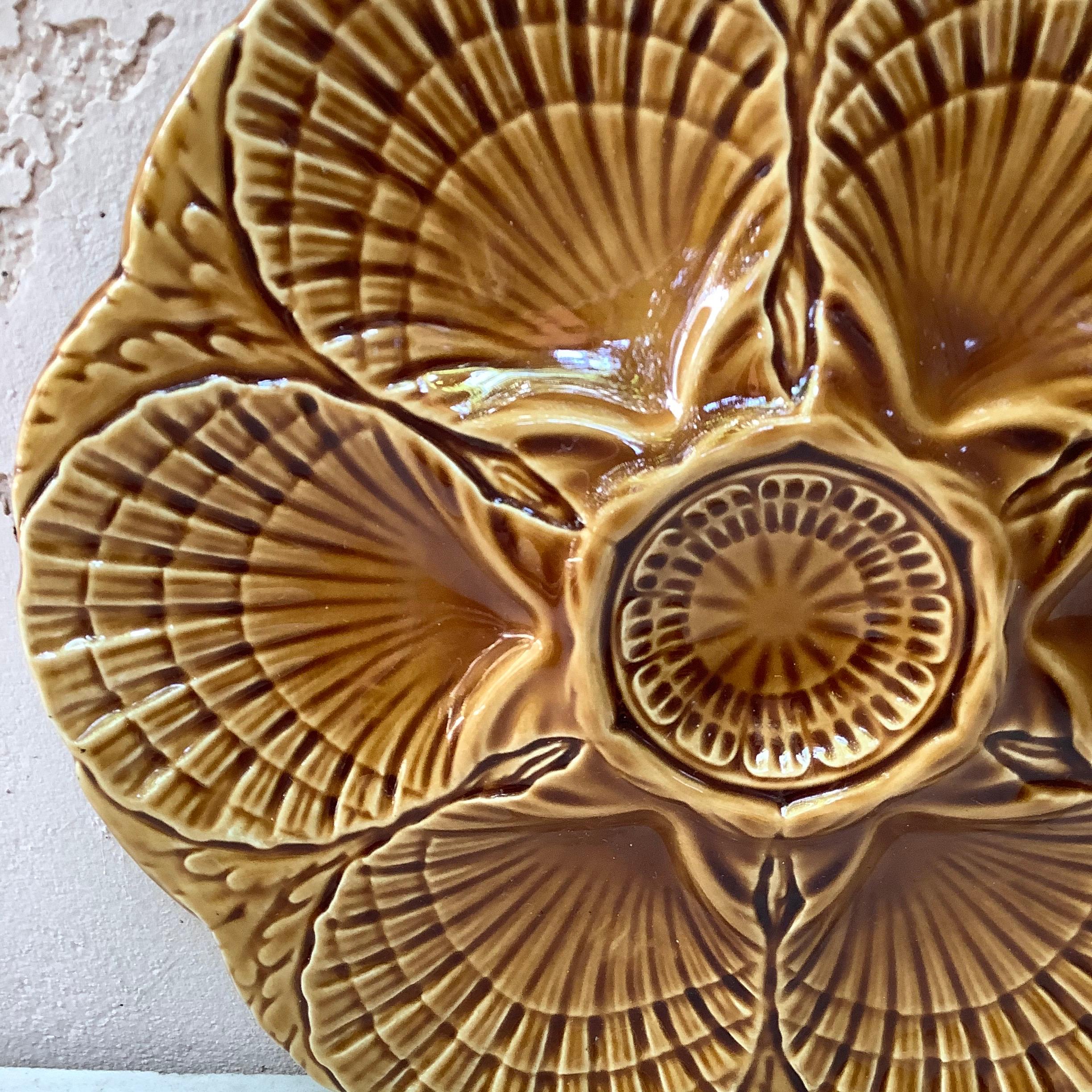 Mid-Century Modern Majolica Oyster Plate Sarreguemines Circa 1950 For Sale