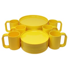 Service de table jaune Massimo Vignelli pour Heller - Lot de 18