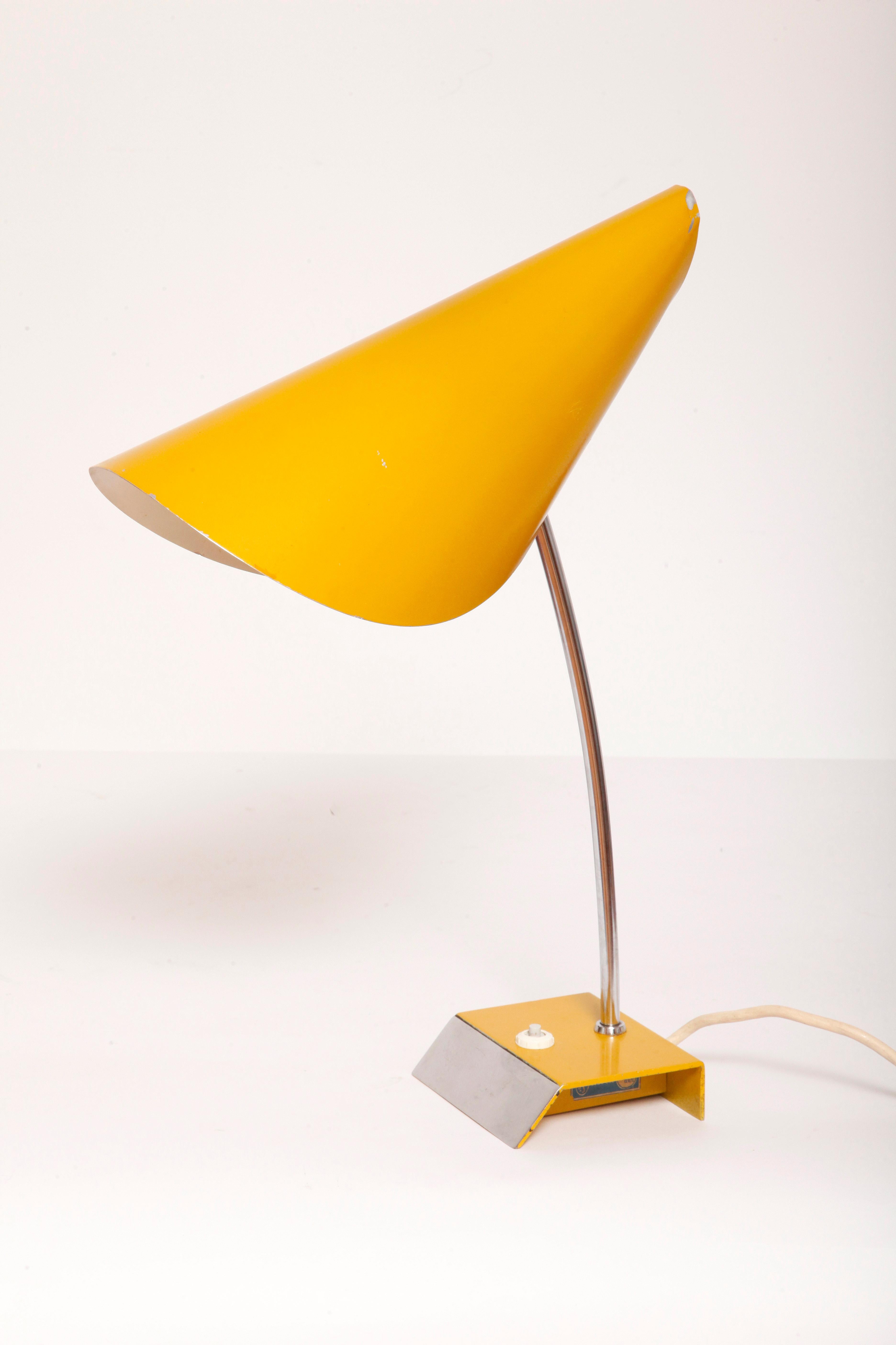 Yellow metal large desk lamp 