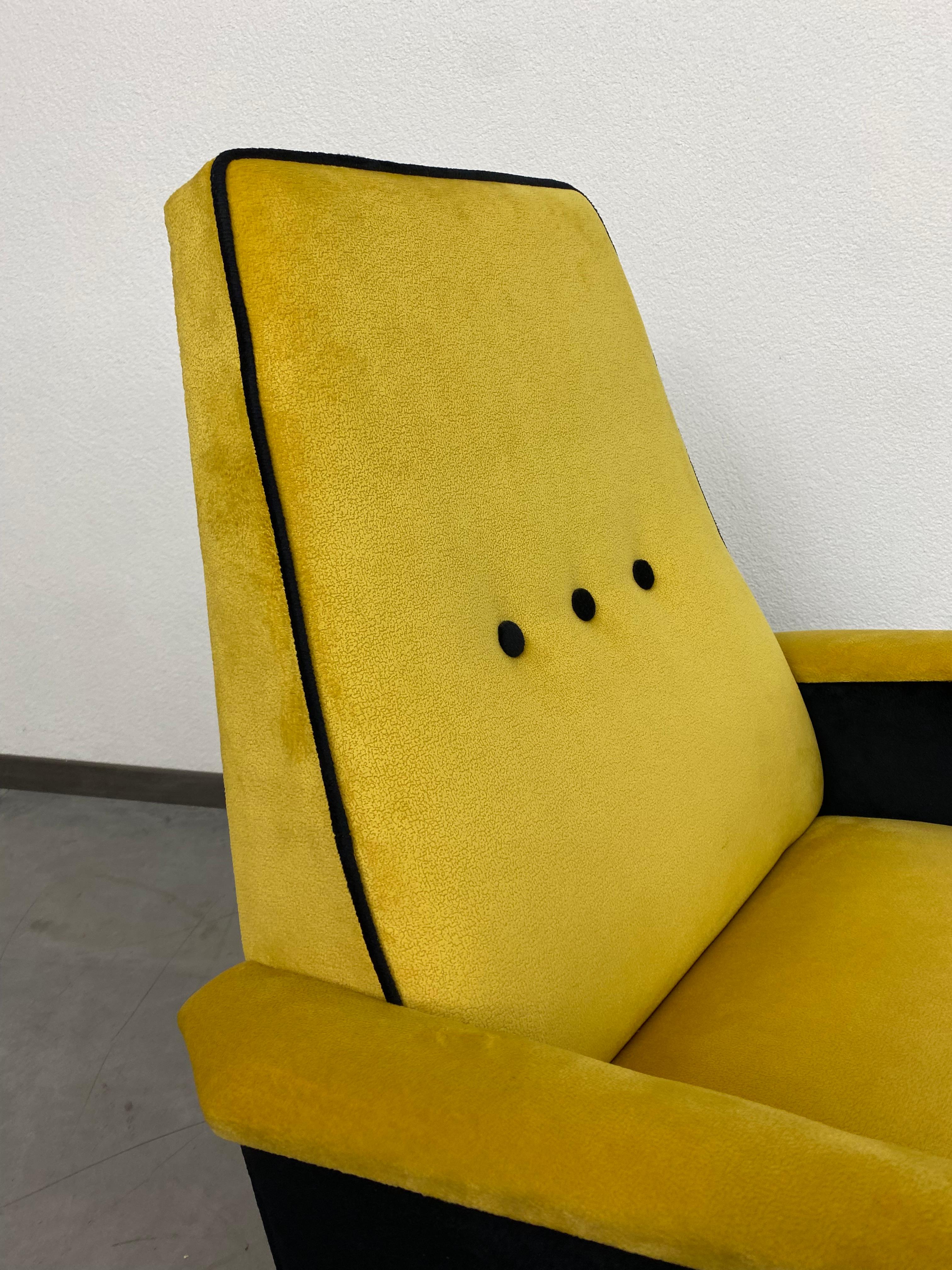 Hungarian Yellow mid-century design armchairs For Sale