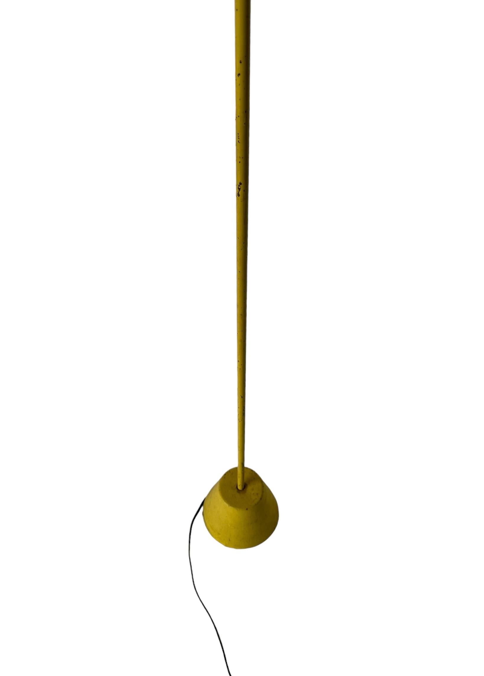 Yellow Minimalist Midcentury Modern Floor Lamp In Good Condition For Sale In Brooklyn, NY