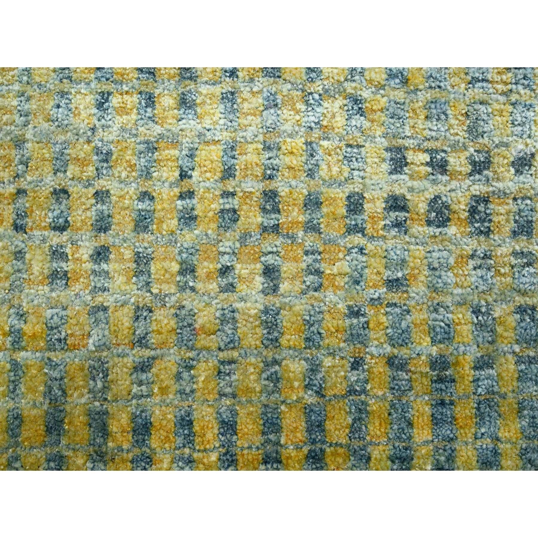 Soie Tapis jaune d'inspiration mi-siècle moderne, noué à la main en vente
