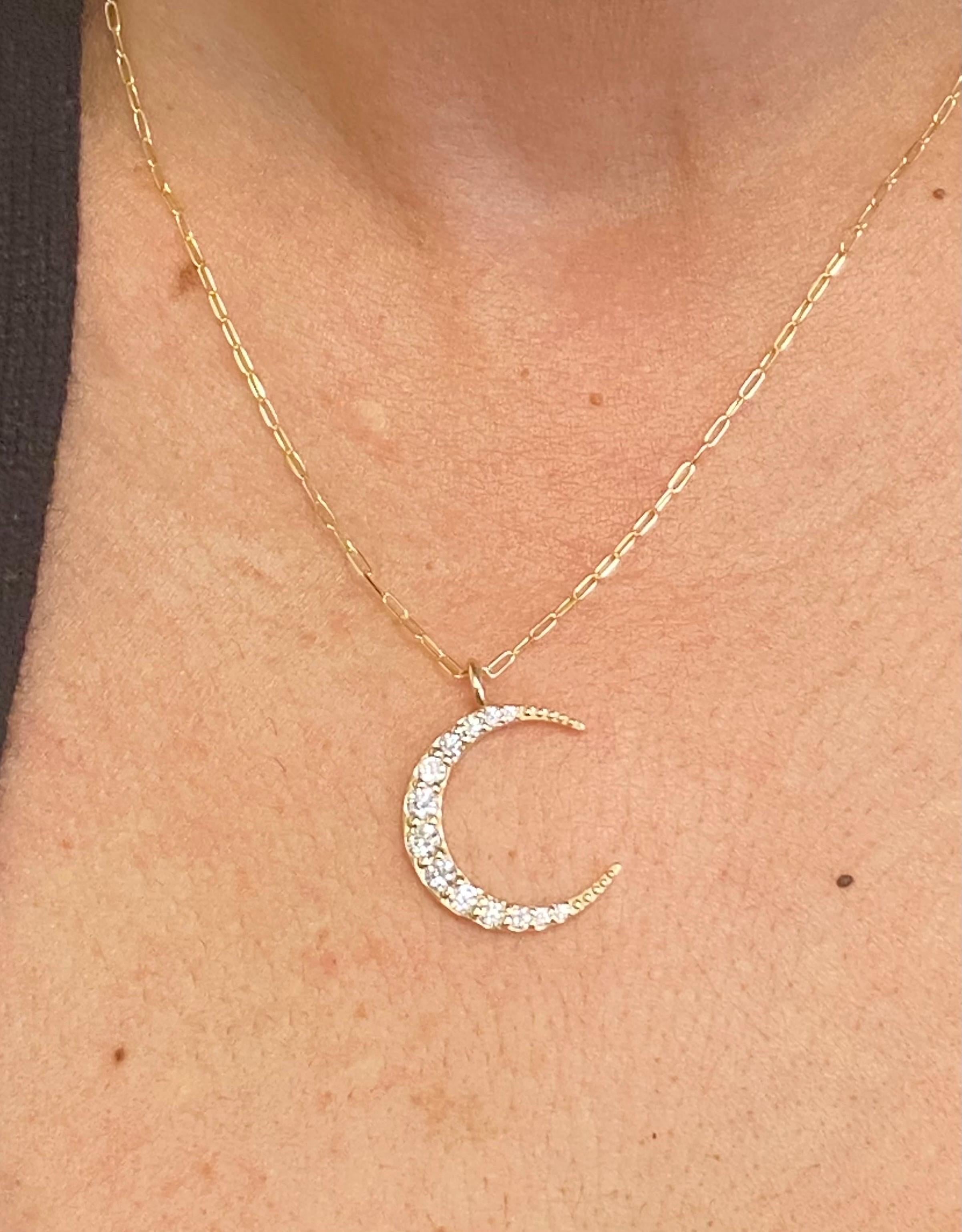 Pendentif Lune Jaune Graduée Neuf - En vente à Great Neck, NY