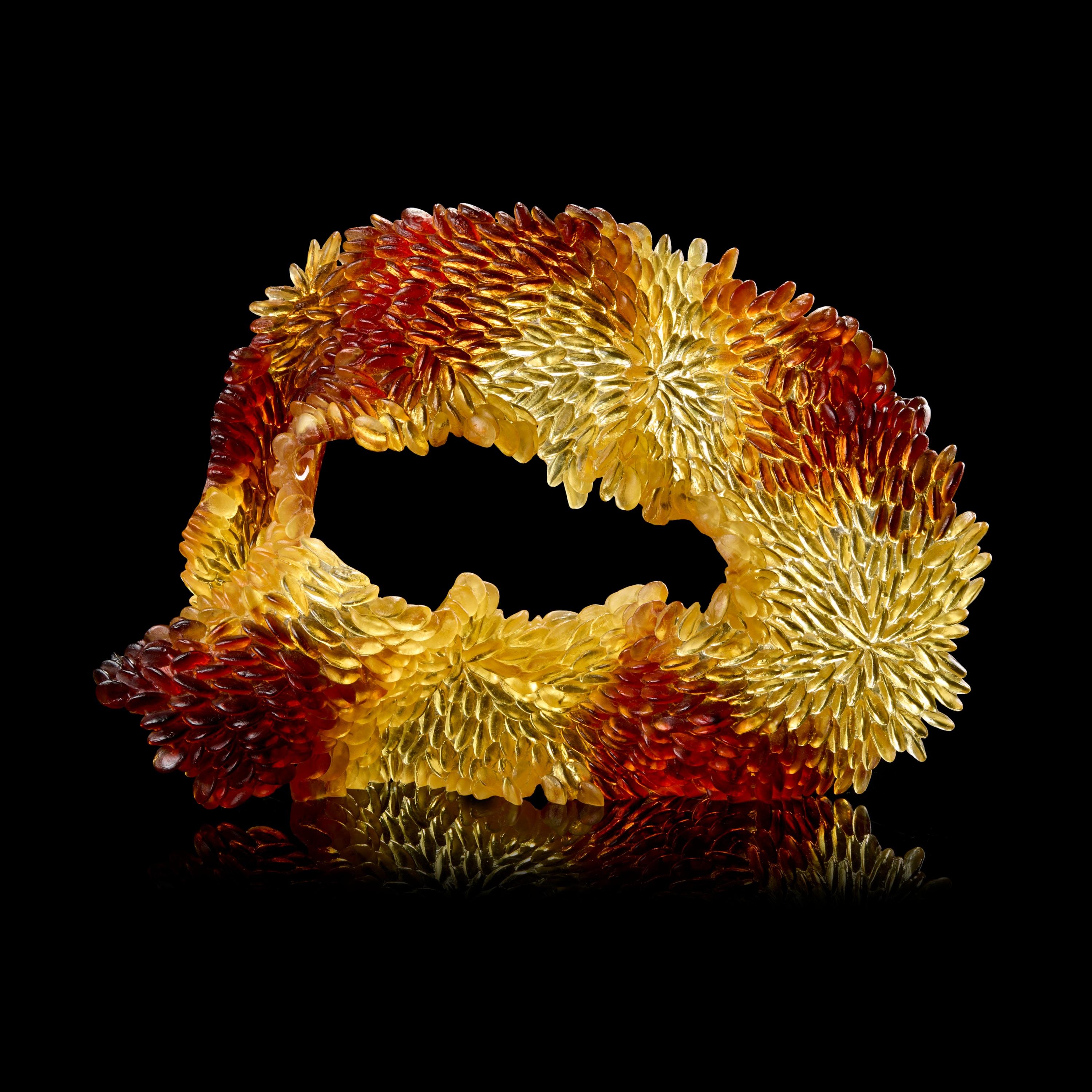 Yellow Motion, scultura in vetro testurizzato giallo e ambra di Nina Casson McGarva in vendita 1