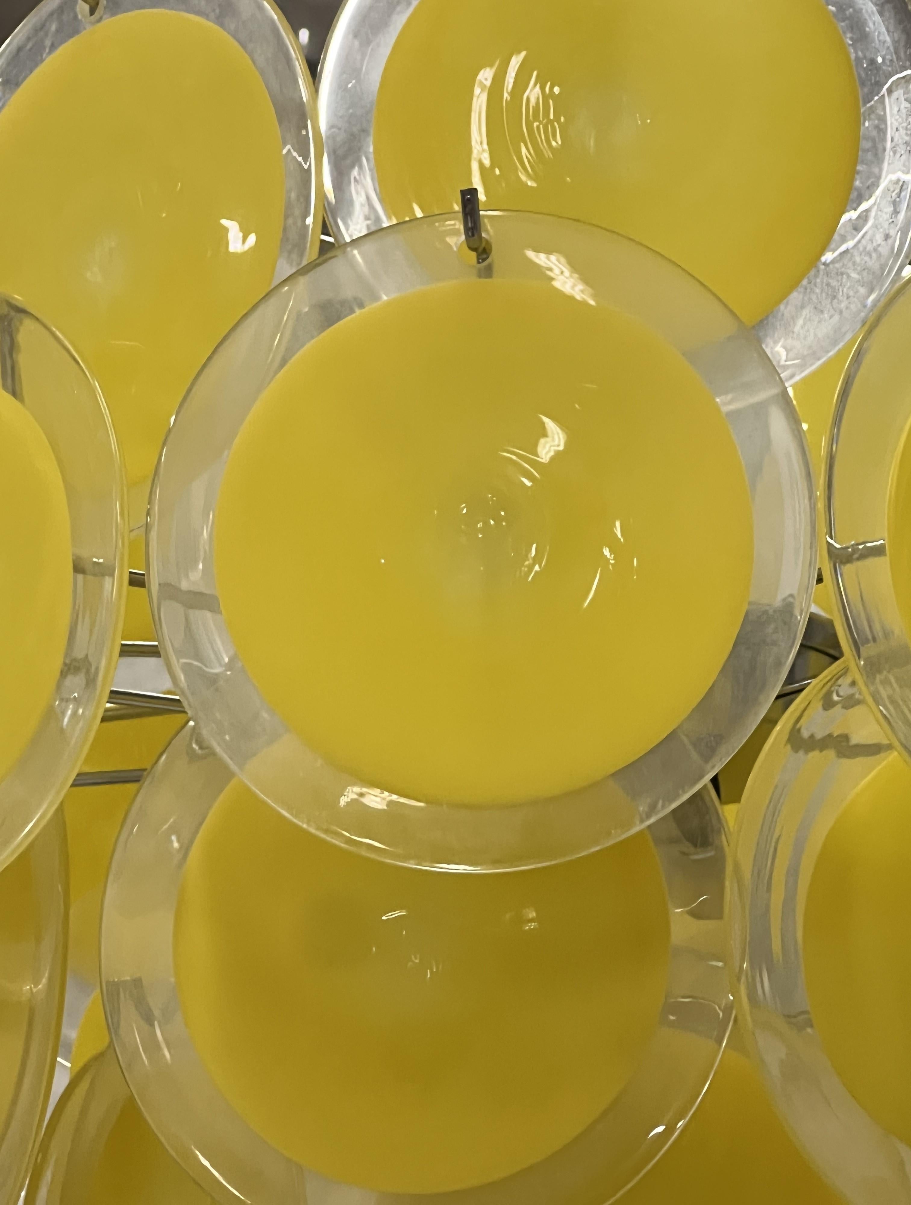 Gelber Murano-Glasscheiben-Kronleuchter von Vistosi (Muranoglas) im Angebot