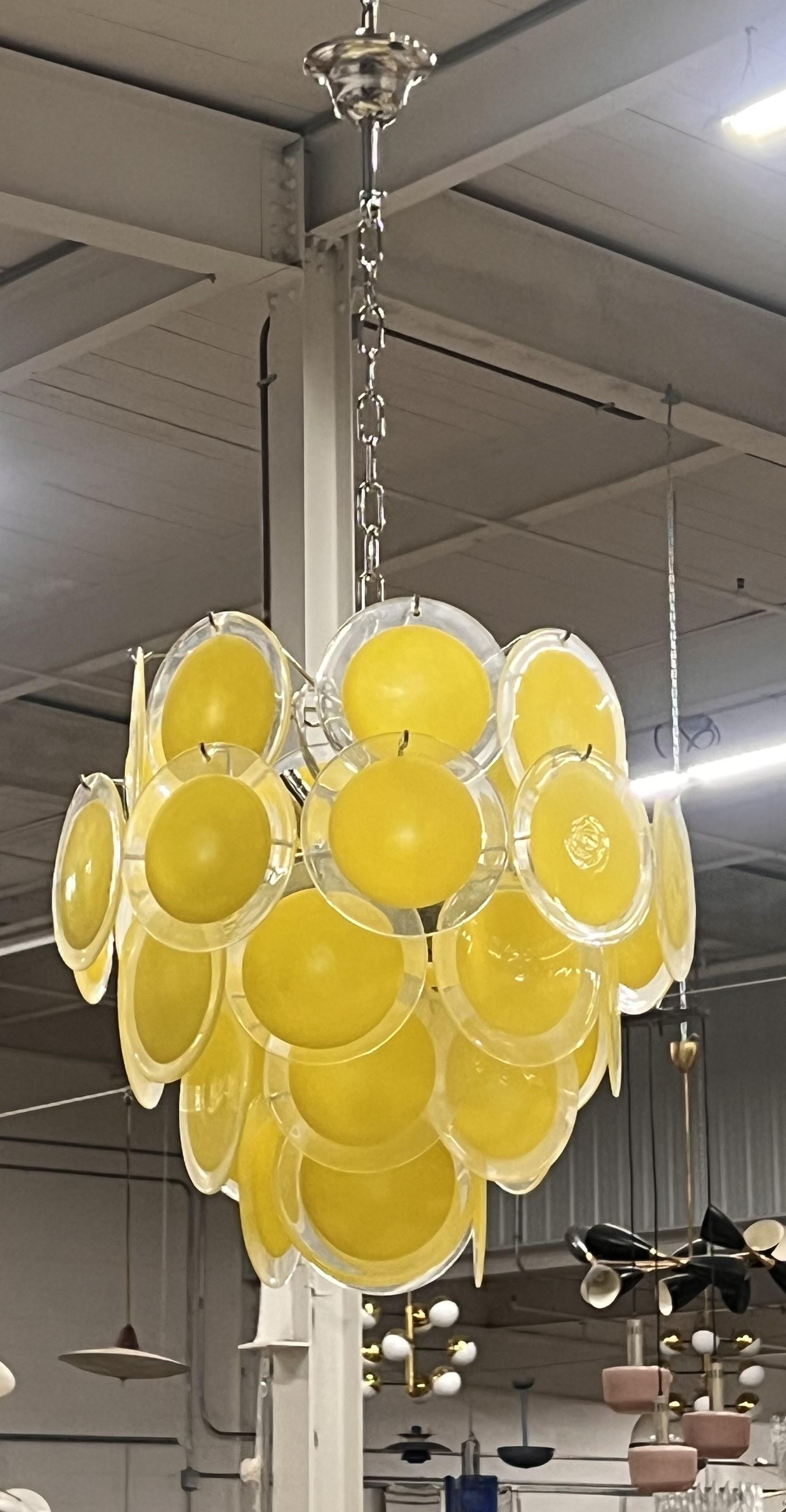 Gelber Murano-Glasscheiben-Kronleuchter von Vistosi im Angebot 1