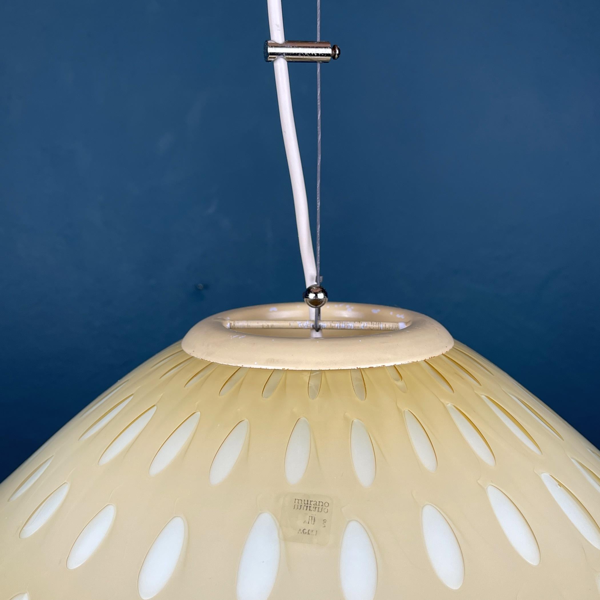 Italian Yellow Murano Glass Pendant Lamp Vetri Murano Venezia, Italy, 1970s For Sale