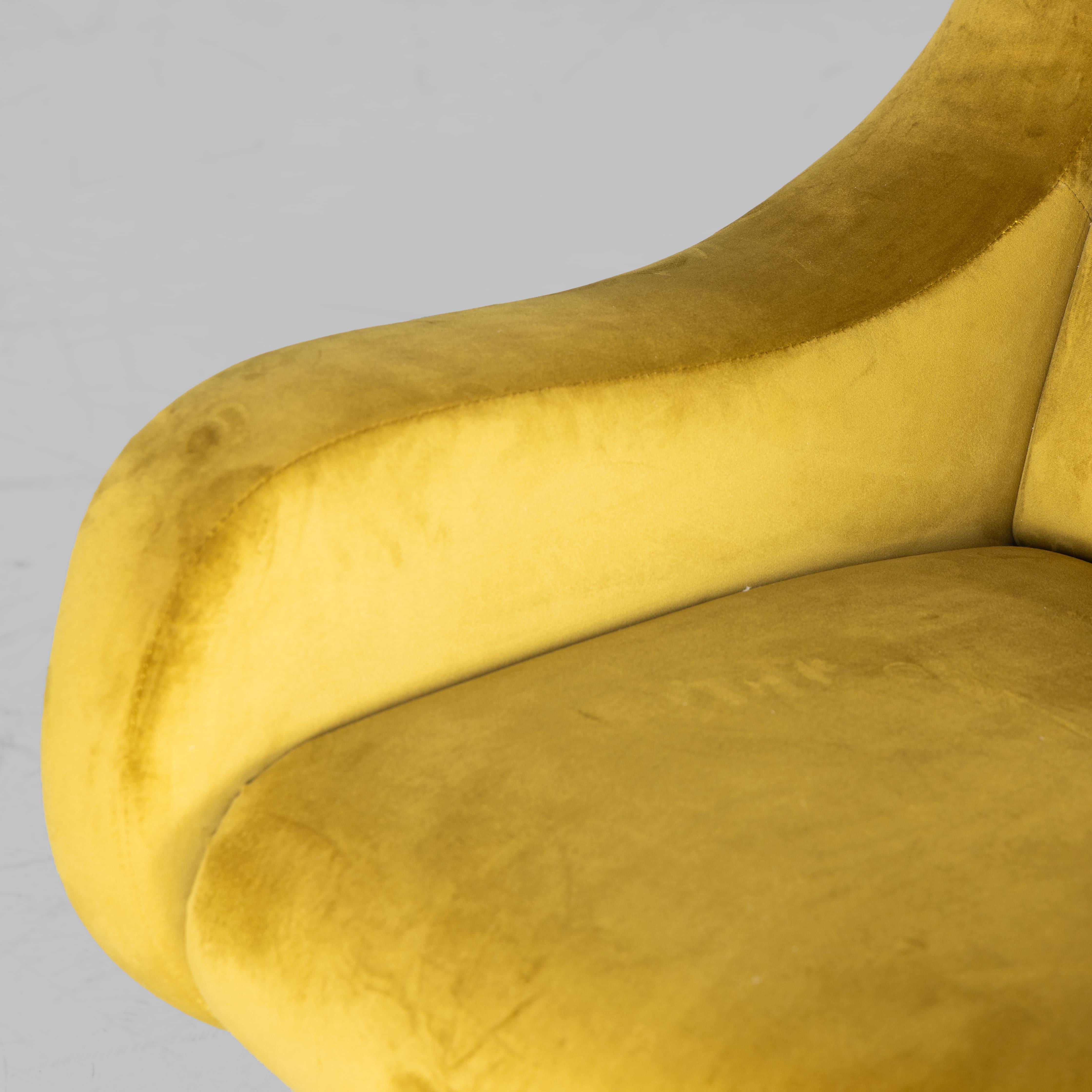 Fauteuil senior en velours jaune moutarde Marco ZanCo pour Arflex, 1951 en vente 6