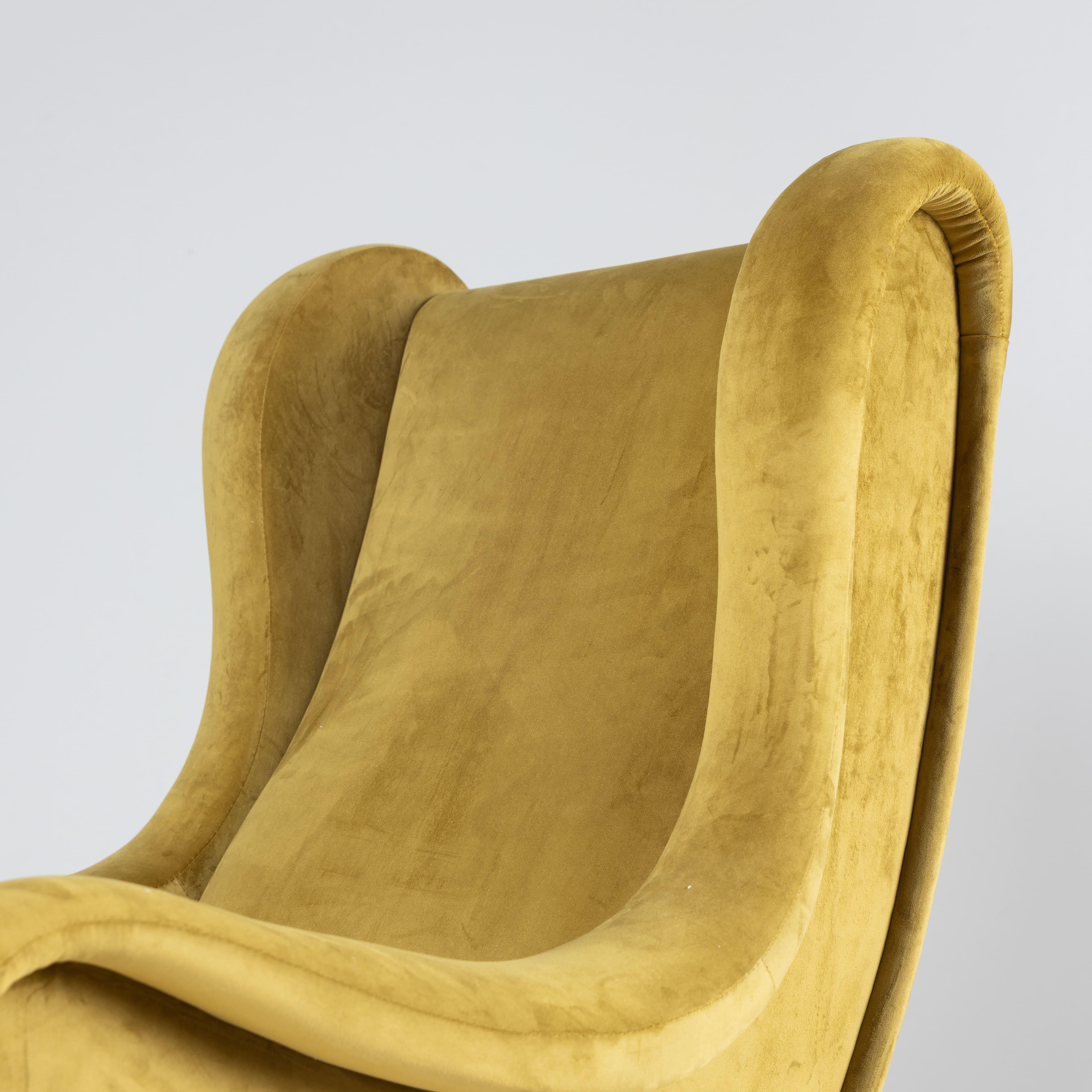 Fauteuil senior en velours jaune moutarde Marco ZanCo pour Arflex, 1951 en vente 1