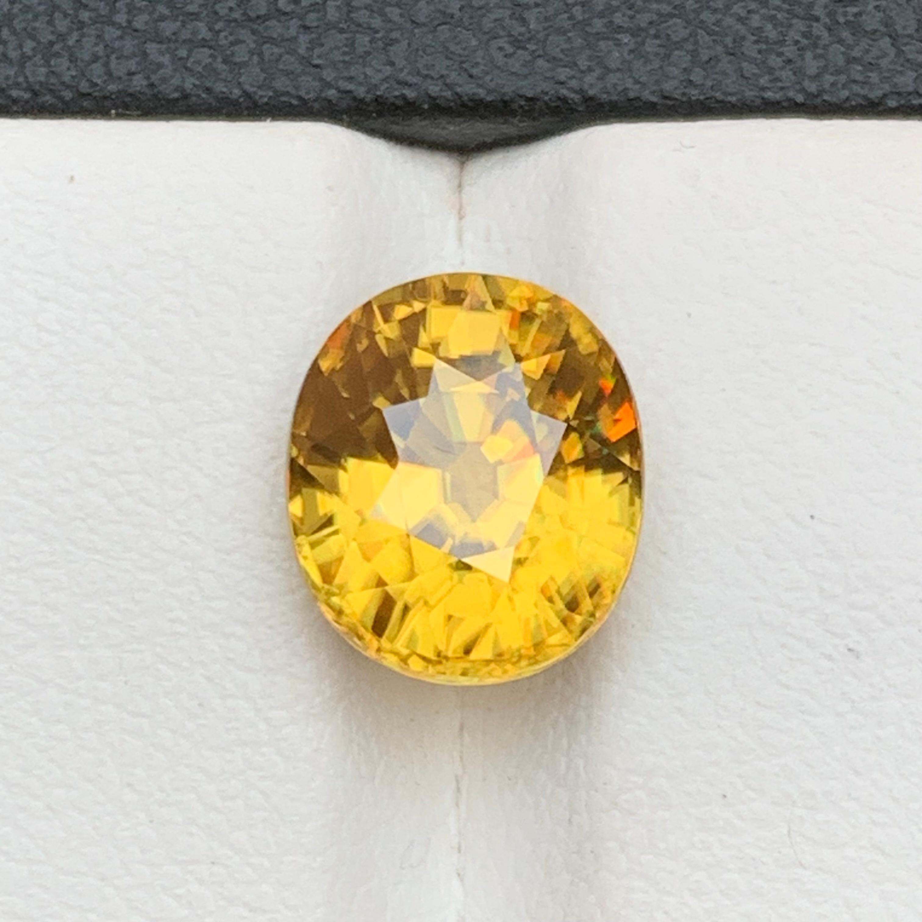 Esfena Natural Amarilla (Titanita) Piedra Preciosa Suelta para Anillo, Colgante de Collar o cualquier otro Engaste de Joyería ¡¡¡Corte de Cojín Ovalado!!!

💎 TIPO DE PIEDRA PRECIOSA: Esfena (Titanita)
⚖️ PESO: 5,10 Quilates
FORMA Y TALLADO: Talla