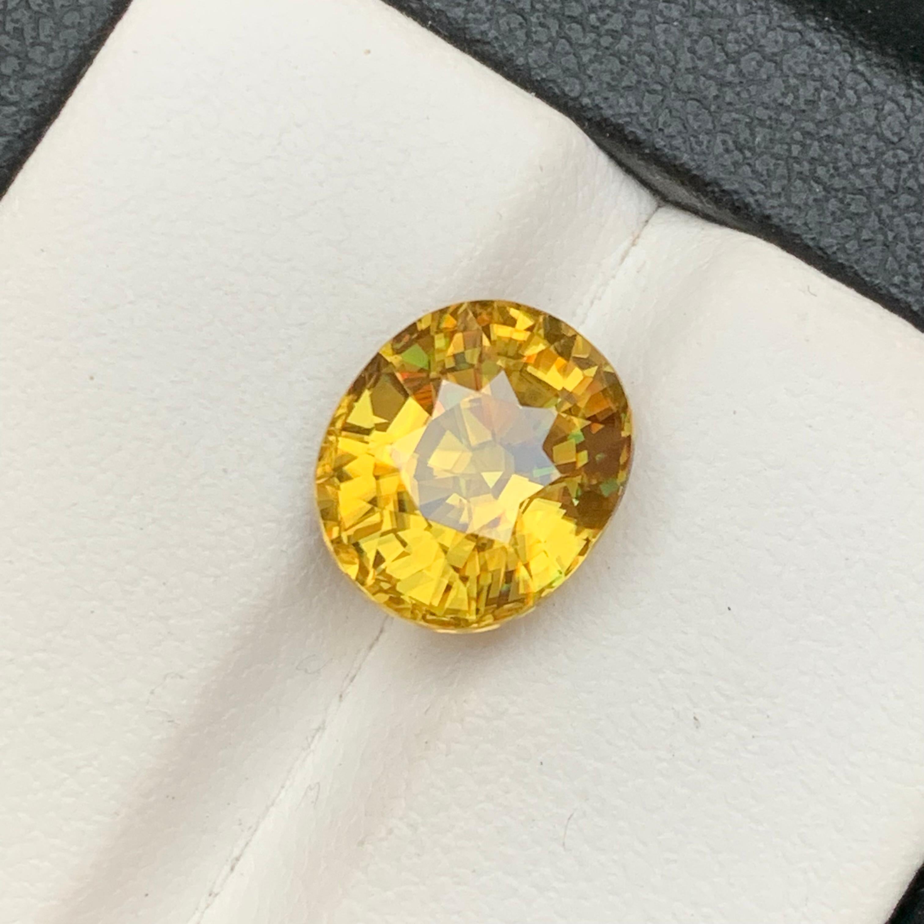 Anillo de Esfena Natural Amarilla (Titanita), Colgante Piedra Preciosa Suelta 5.10Ct Corte Cojín en Nuevo estado para la venta en Peshawar, PK