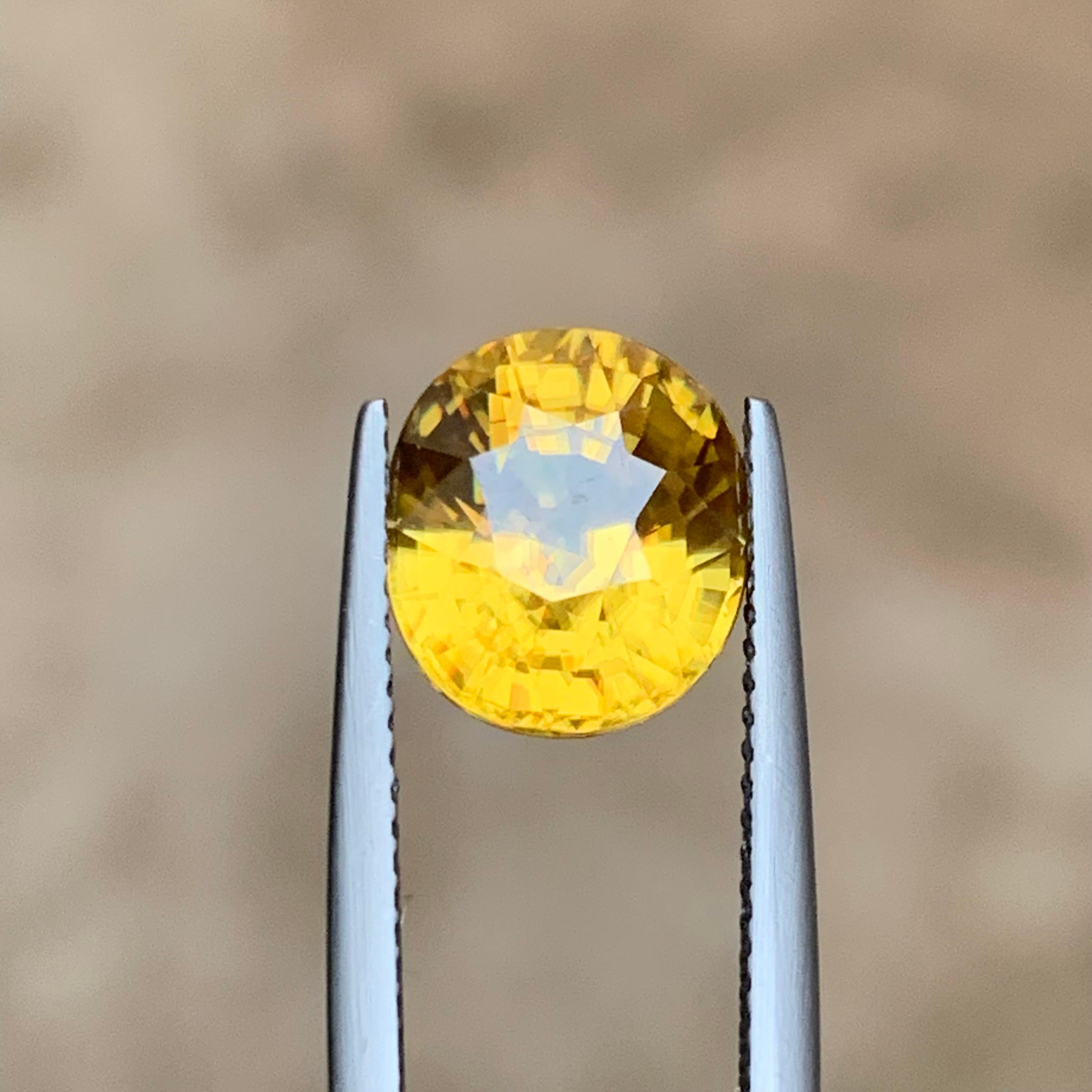Anillo de Esfena Natural Amarilla (Titanita), Colgante Piedra Preciosa Suelta 5.10Ct Corte Cojín en venta 3