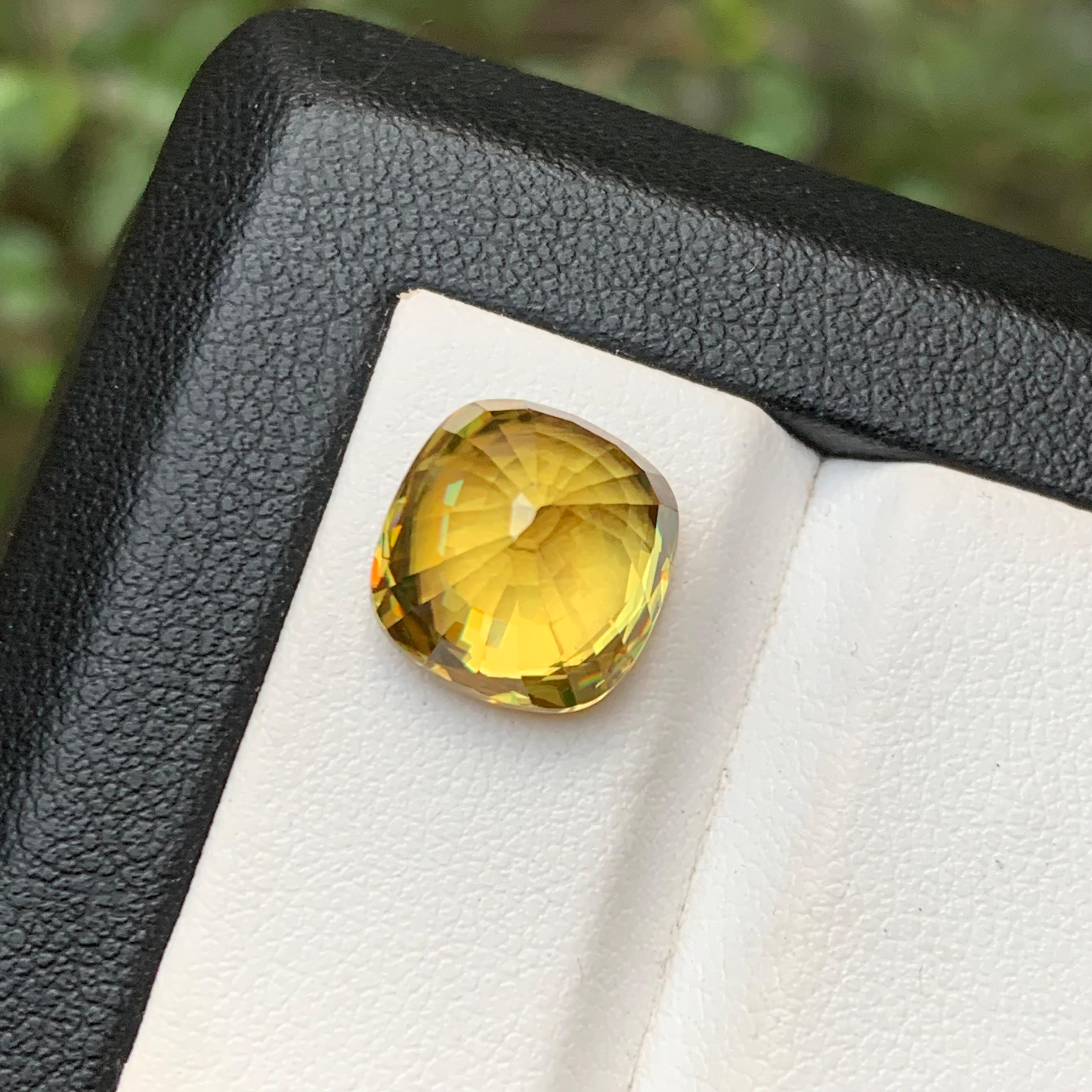 Anillo de Esfena Natural Amarilla (Titanita), Colgante Piedra Preciosa Suelta 7.10Ct Corte Cojín en venta 1
