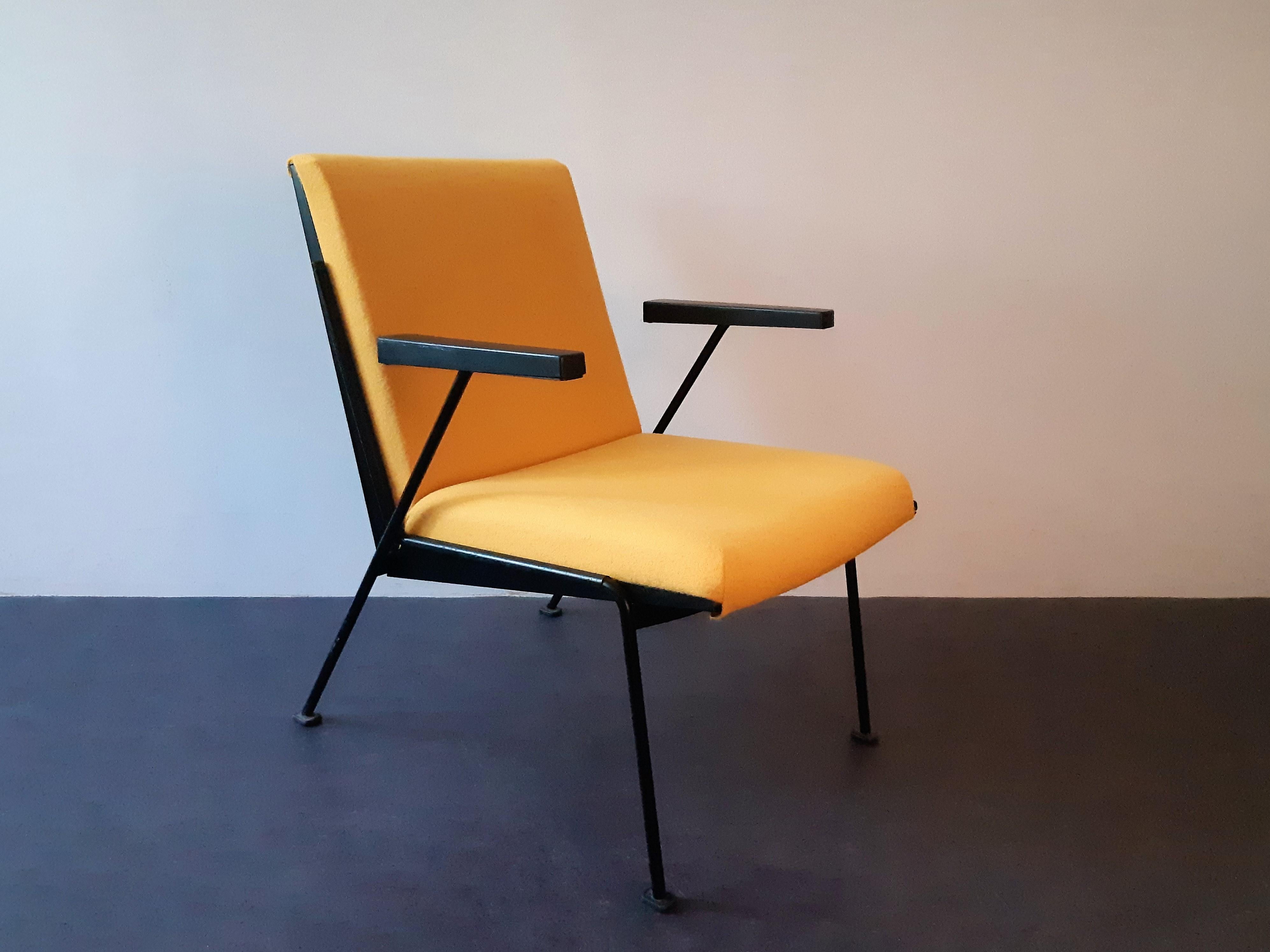 Gelber Loungesessel „Oase“ mit Armlehnen von Wim Rietveld für Ahrend De Circel (Moderne der Mitte des Jahrhunderts) im Angebot