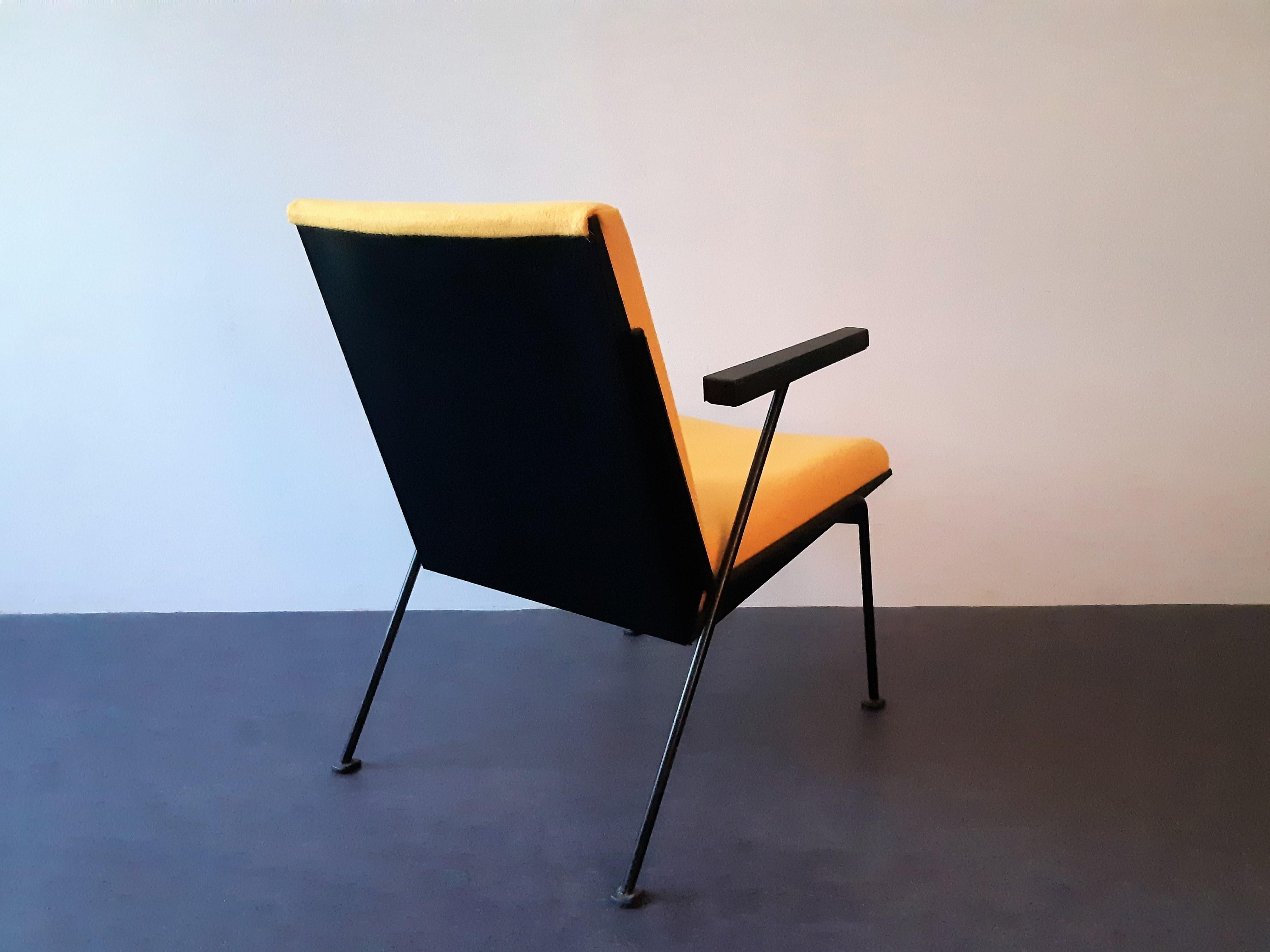 Mid-Century Modern Fauteuil de salon « Easy » jaune avec accoudoirs de Wim Rietveld pour Ahrend De Circel en vente