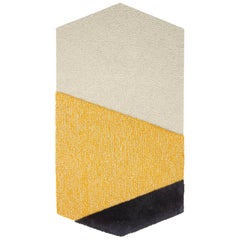 Tapis Oci Left jaune de Seraina Lareida