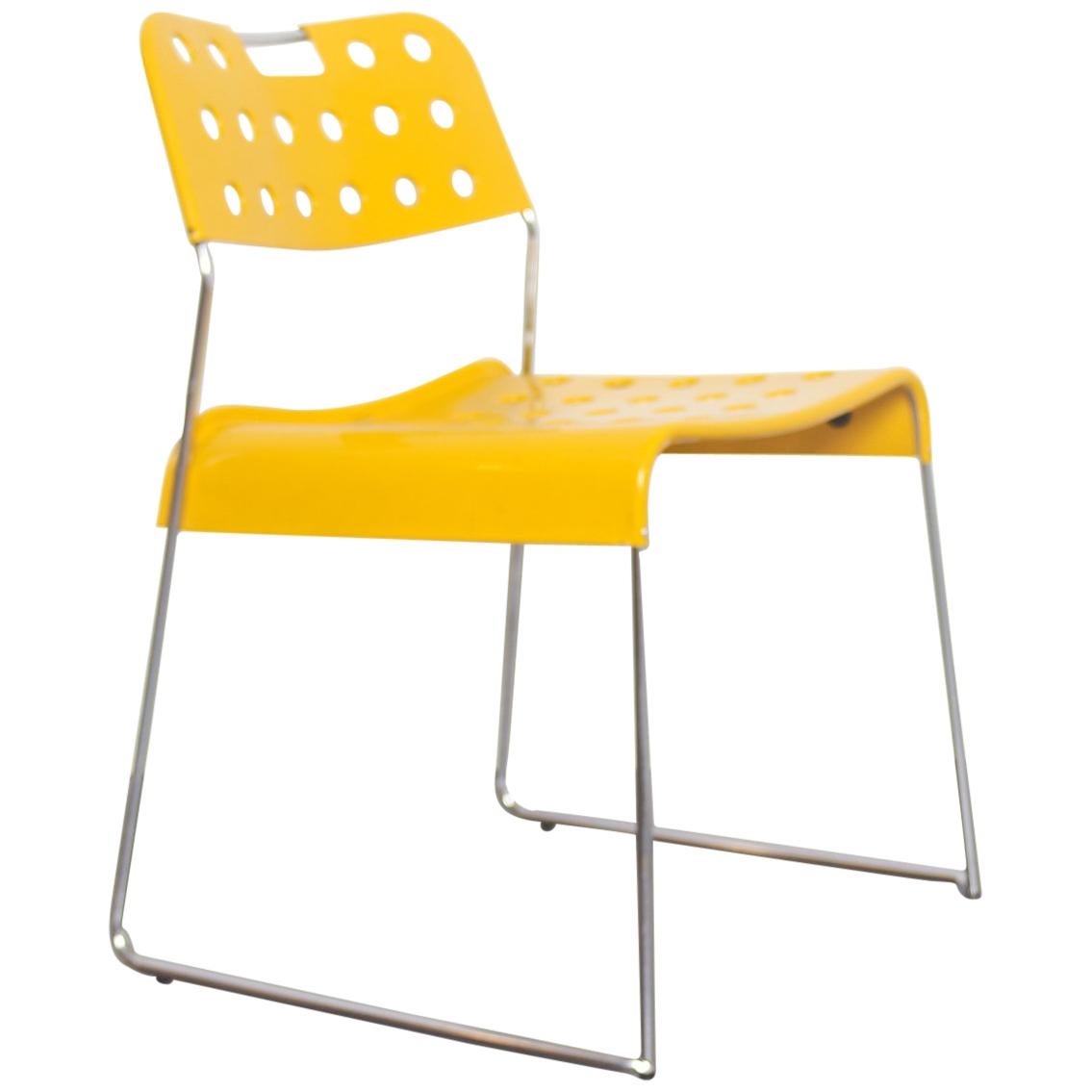 Gelber Omstak-Stuhl von Rodney Kinsman für Bieffeplast, Moderne der Mitte des Jahrhunderts, 1972