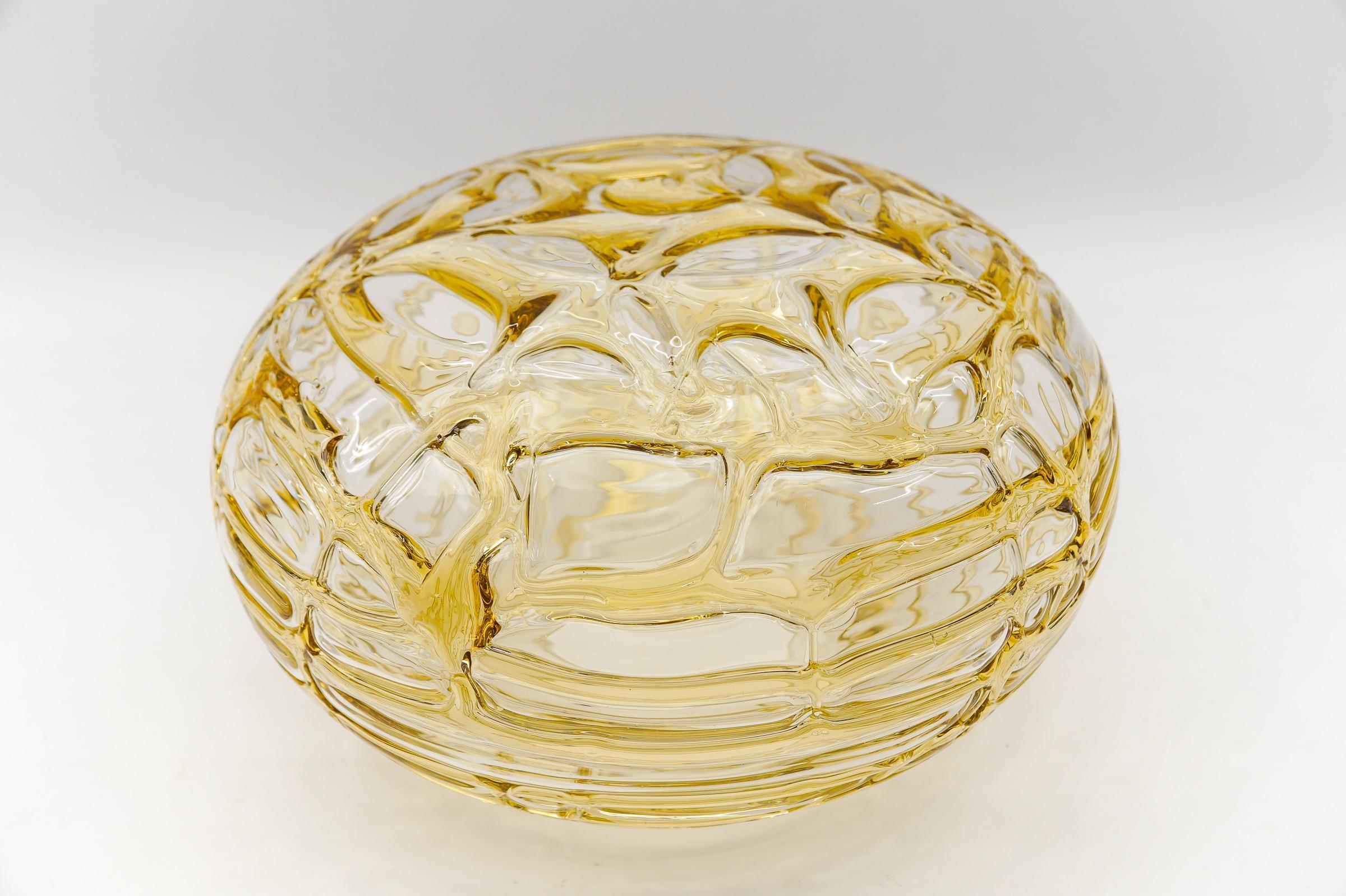 Gelbe ovale Murano Glas Kugel Pendelleuchte von Doria, 1960er Jahre Deutschland   im Angebot 4