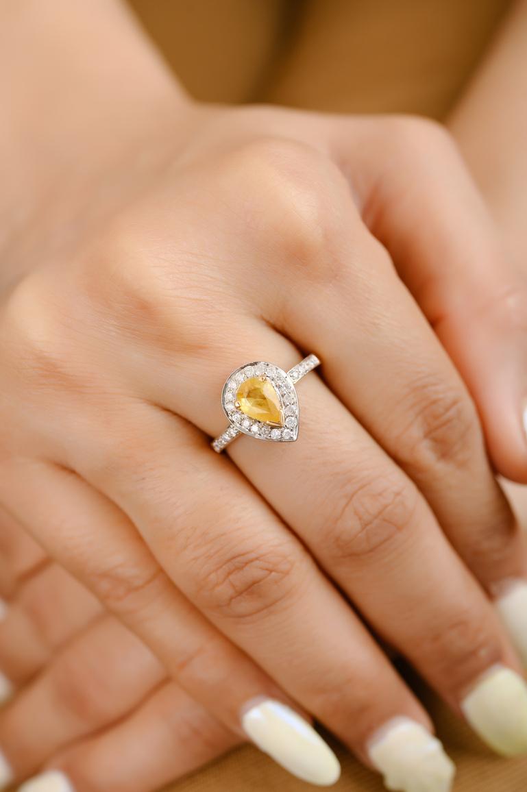 For Sale:  0.89 Ct Pear Cut Yellow Sapphire Diamond 18k Solid Yellow Gold Engagement Ring 4