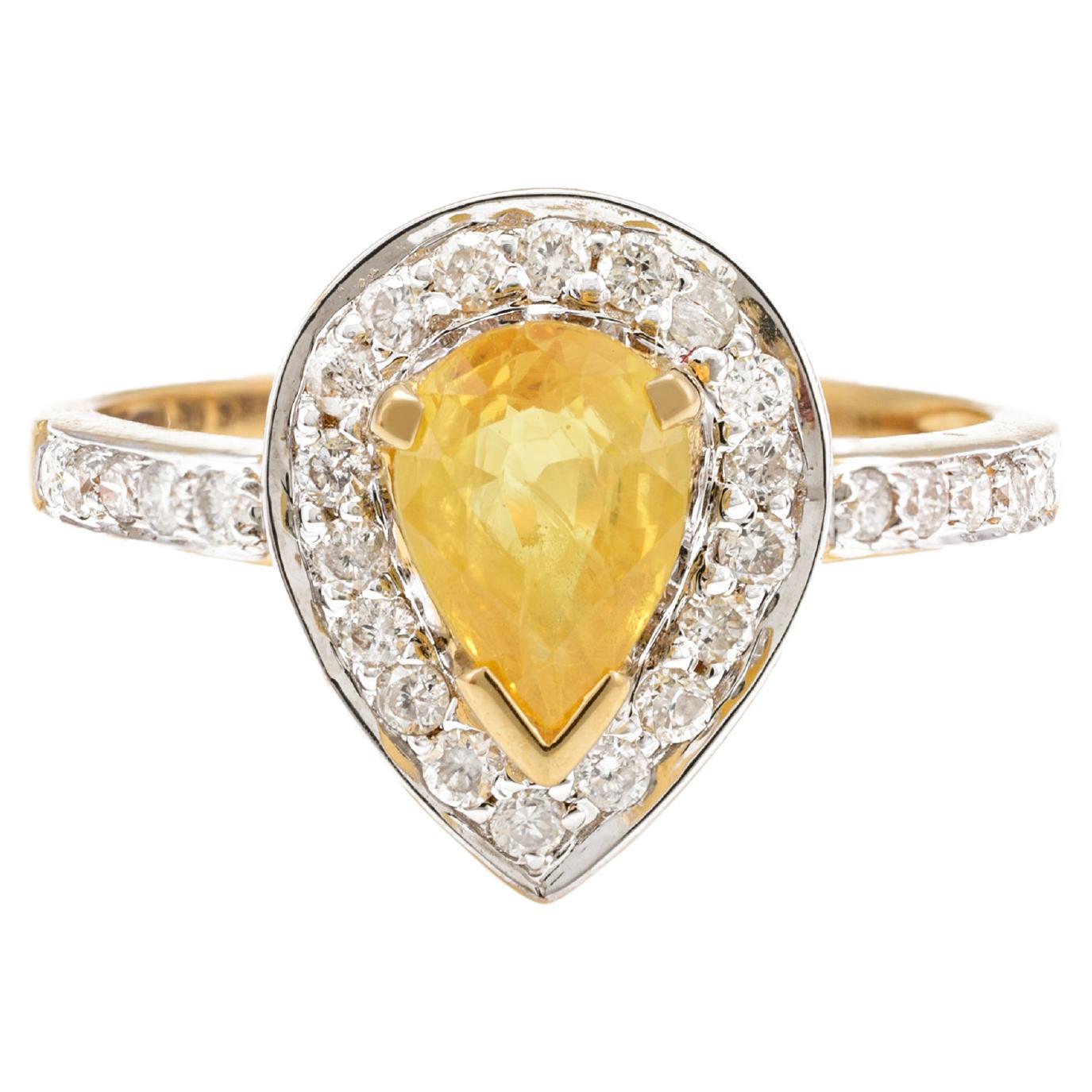 For Sale:  0.89 Ct Pear Cut Yellow Sapphire Diamond 18k Solid Yellow Gold Engagement Ring