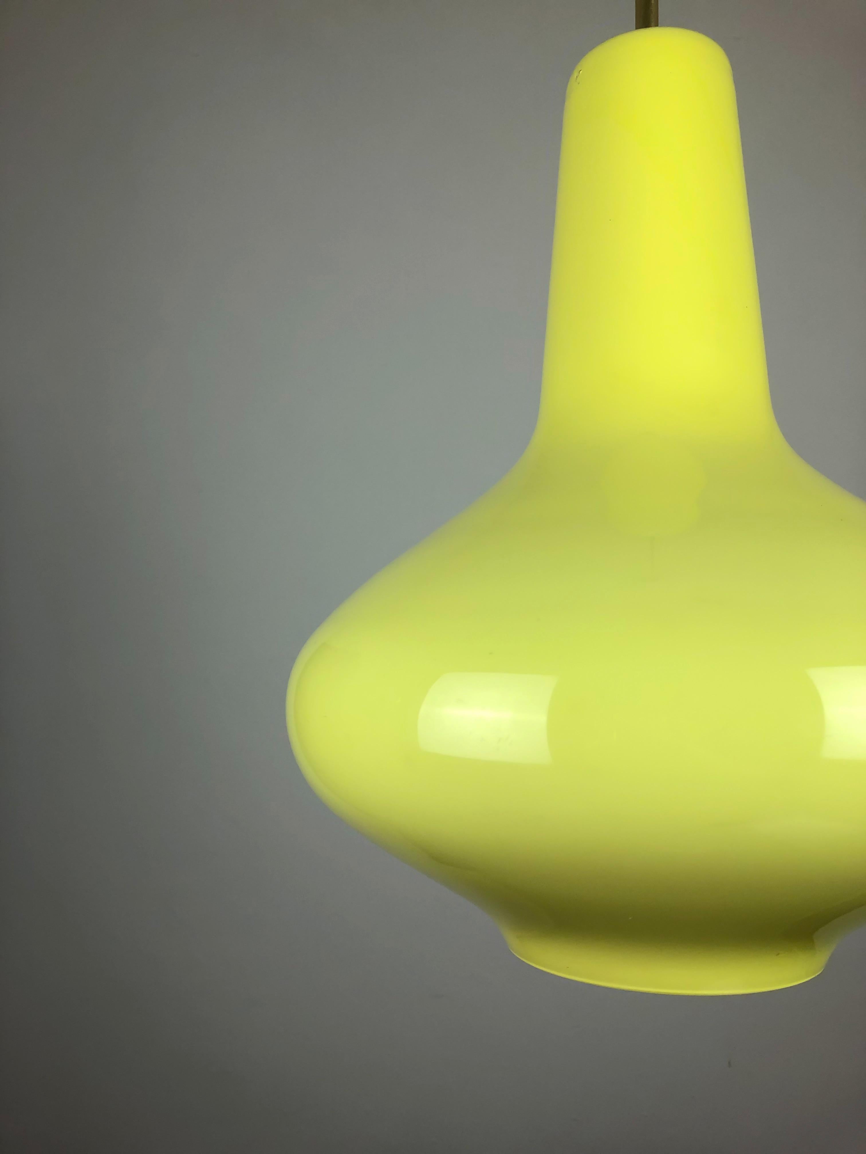 Yellow Pendant by Massimo Vignelli for Venini, 1950s In Good Condition In UTRECHT, NL
