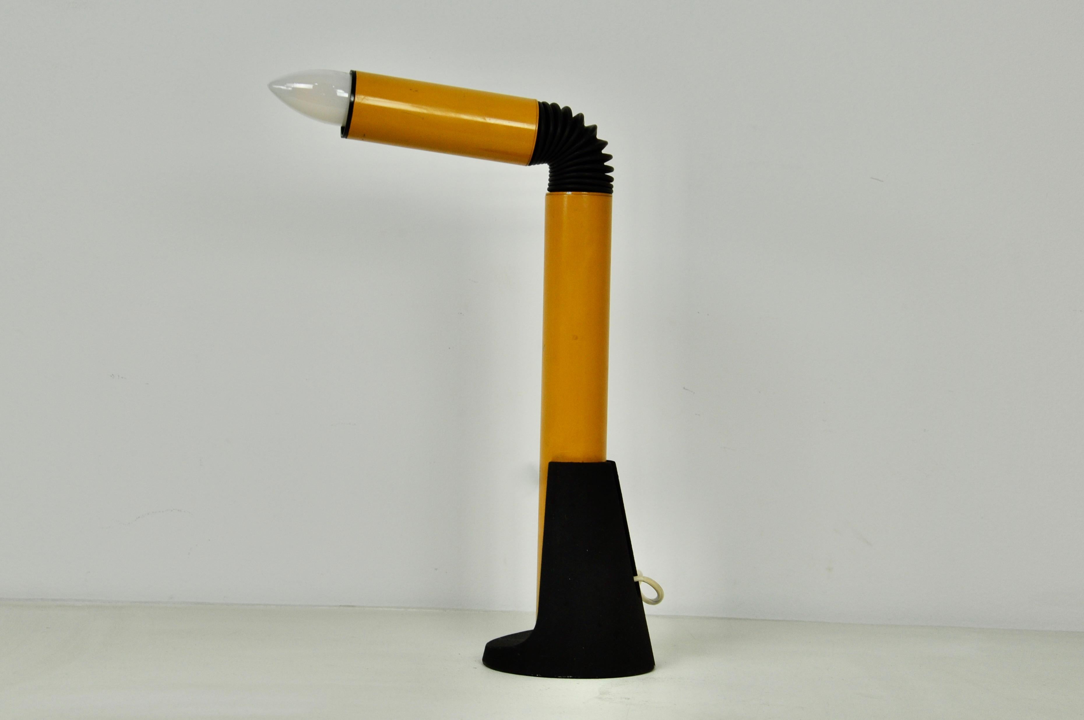 italien Lampe de bureau Periscope jaune de Danilo Aroldi pour Stilnovo, années 1960 en vente