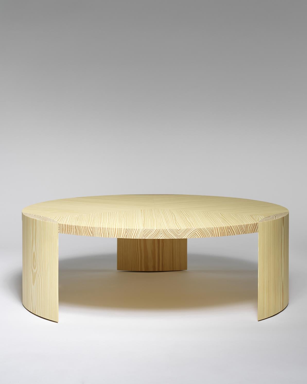 Yellow Pine Nort Coffee Table by Tim Vranken In New Condition For Sale In 1204, CH