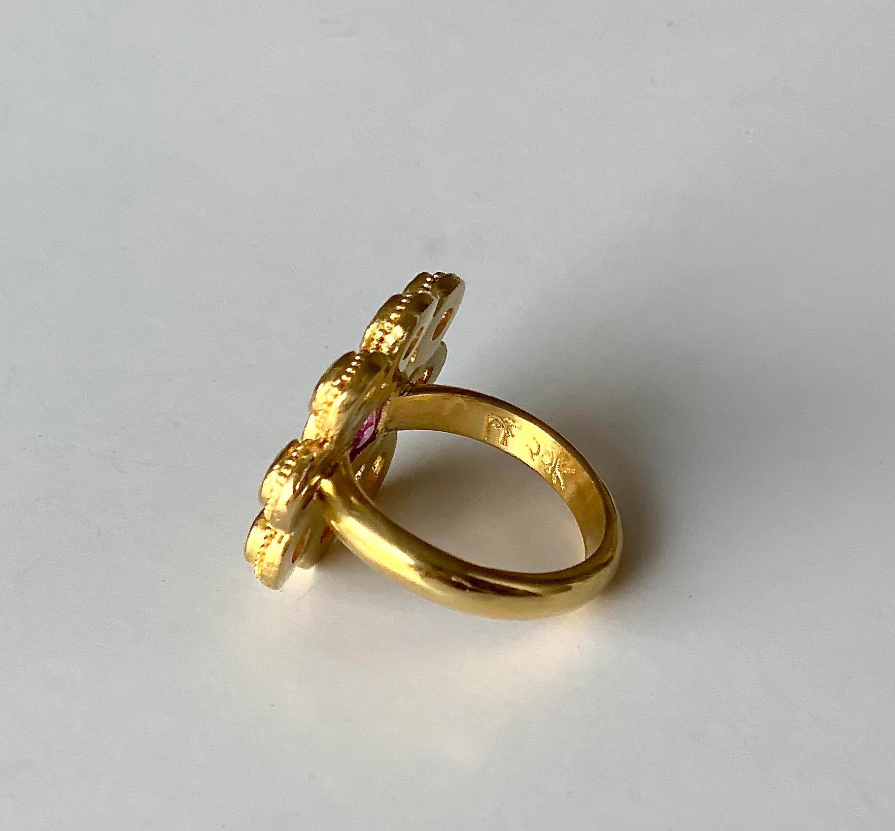 Brilliant Cut Yellow and Pink Sapphire Cocktail Ring 4 Carat in 22 Karat Gold