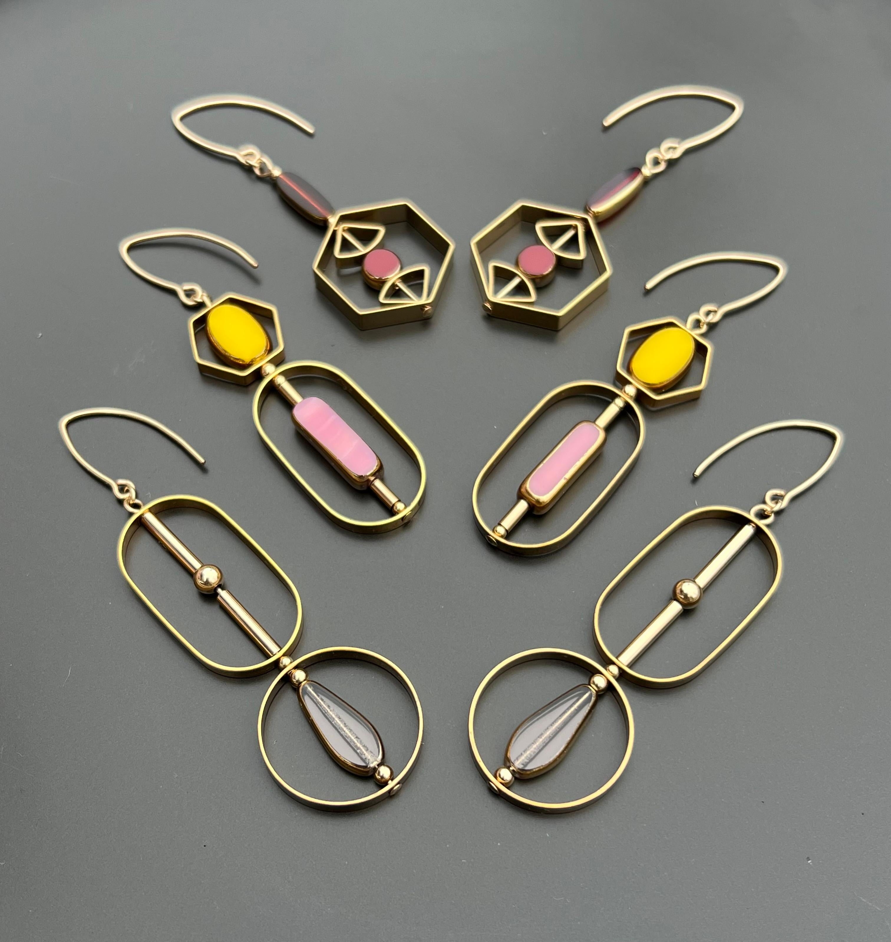 Women's Yellow & Pink Vintage German Glass Beads Art Deco 2304 earrings For Sale