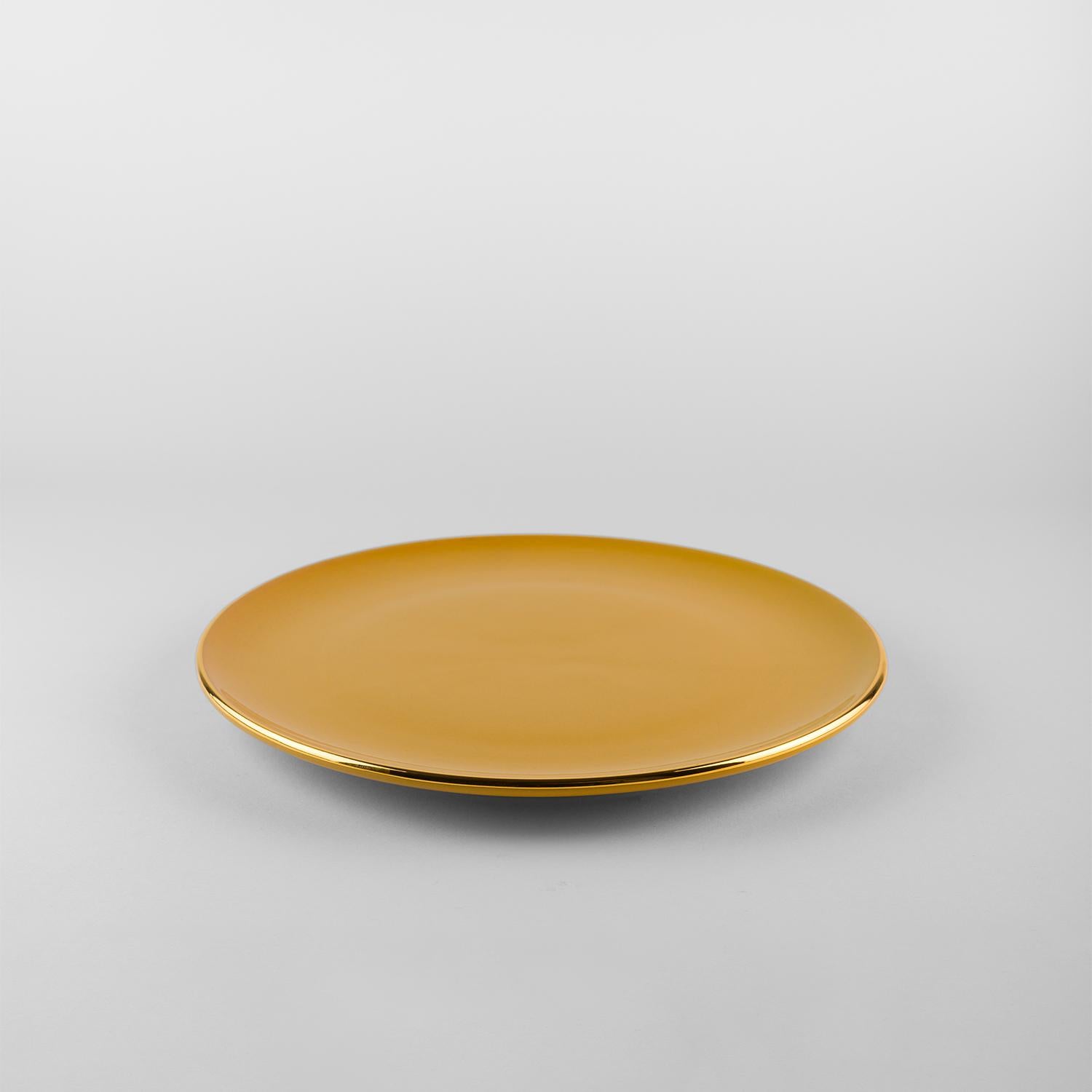 Yellow plates gold rim: Soup, holder, side plate for 4. Handmade in Italy 2024 Hecho a mano en venta