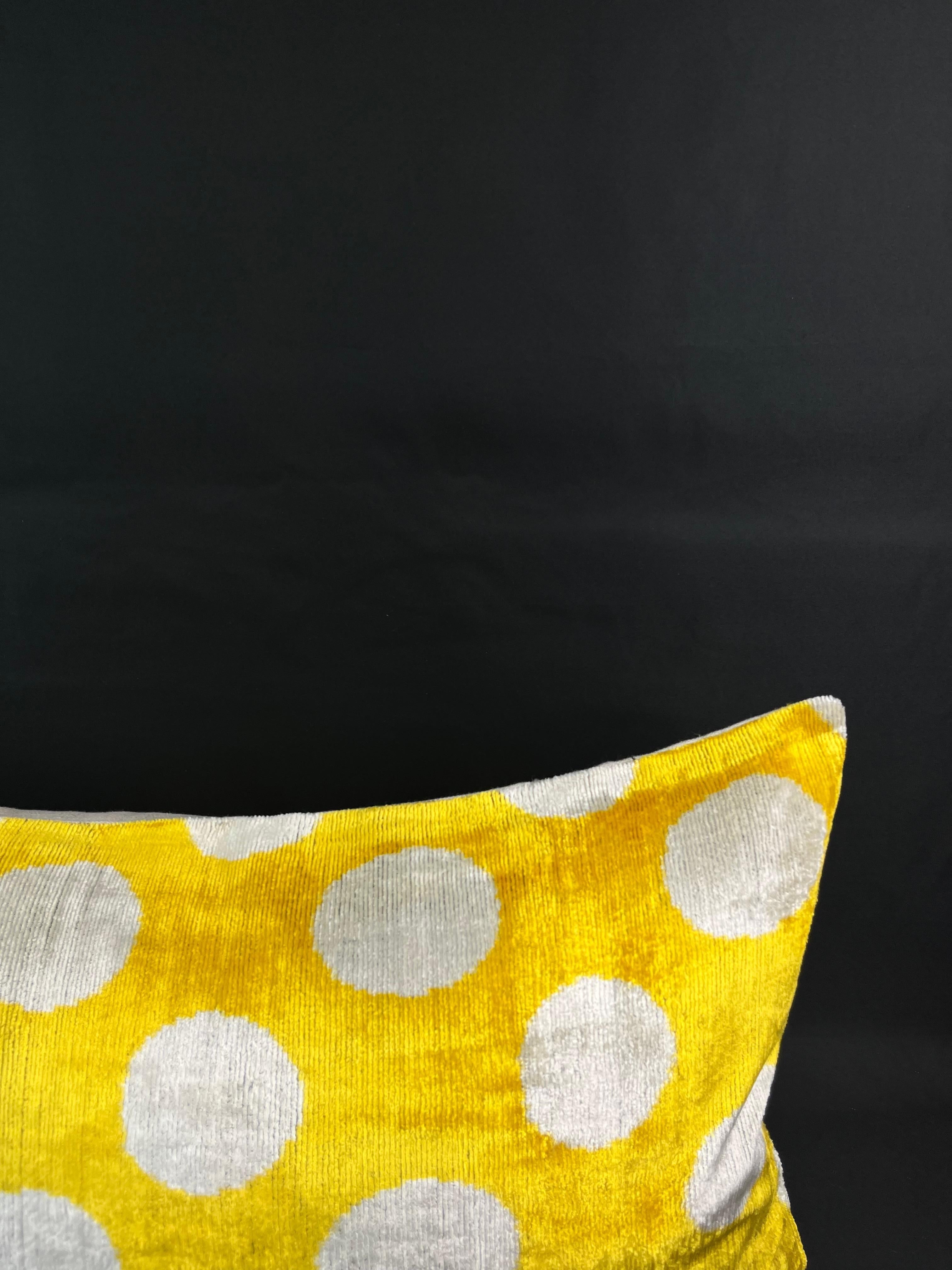 Modern Yellow Polka-Dot Pattern Velvet Silk Ikat Pillow Cover For Sale