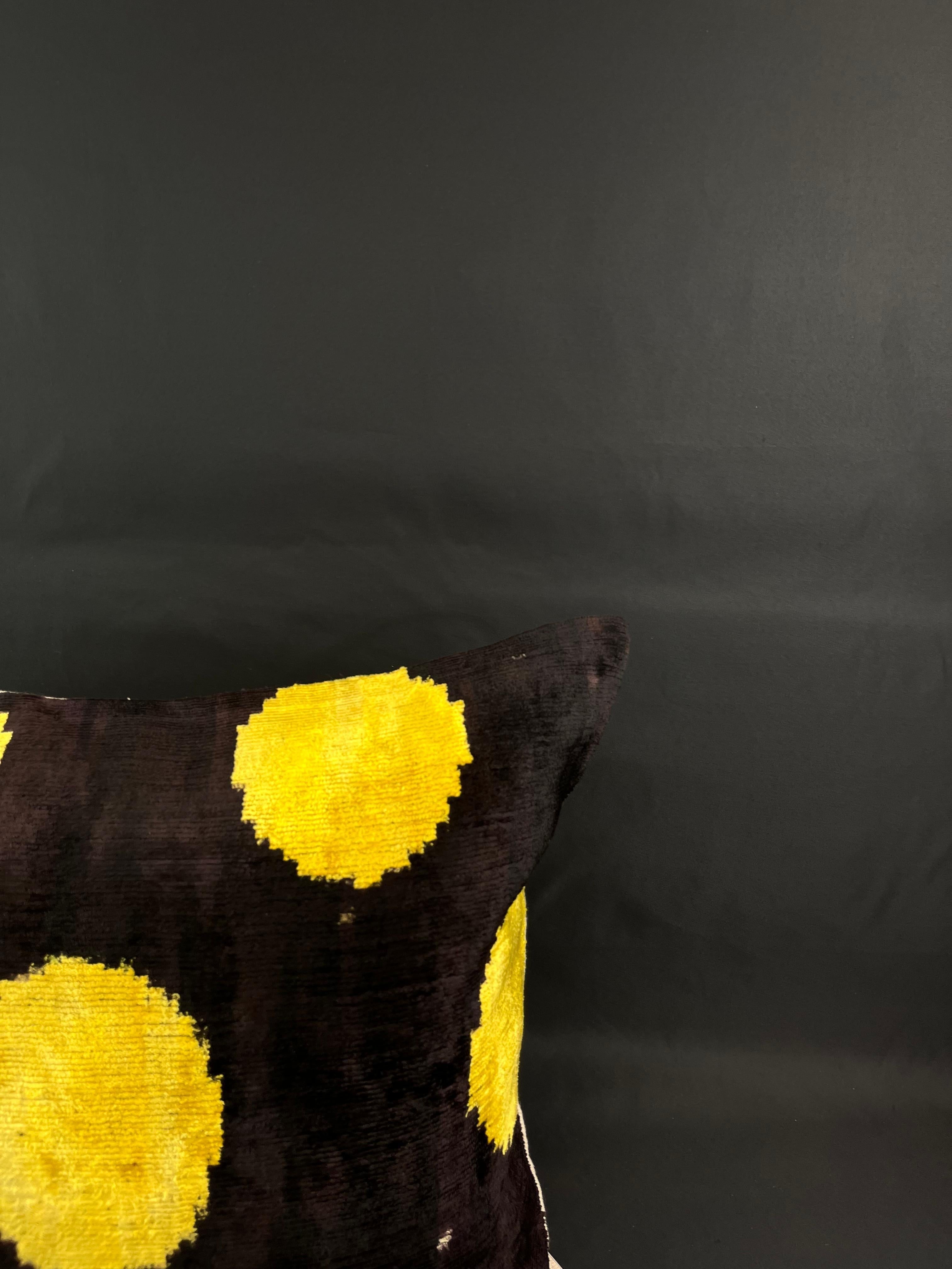 Modern Yellow Polka-Dot Velvet Silk Ikat Pillow Cover For Sale