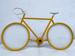 Lámpara de pared o sobremesa amarilla Pop Art Racing Bicycle de Zicoli, Italia, años 70