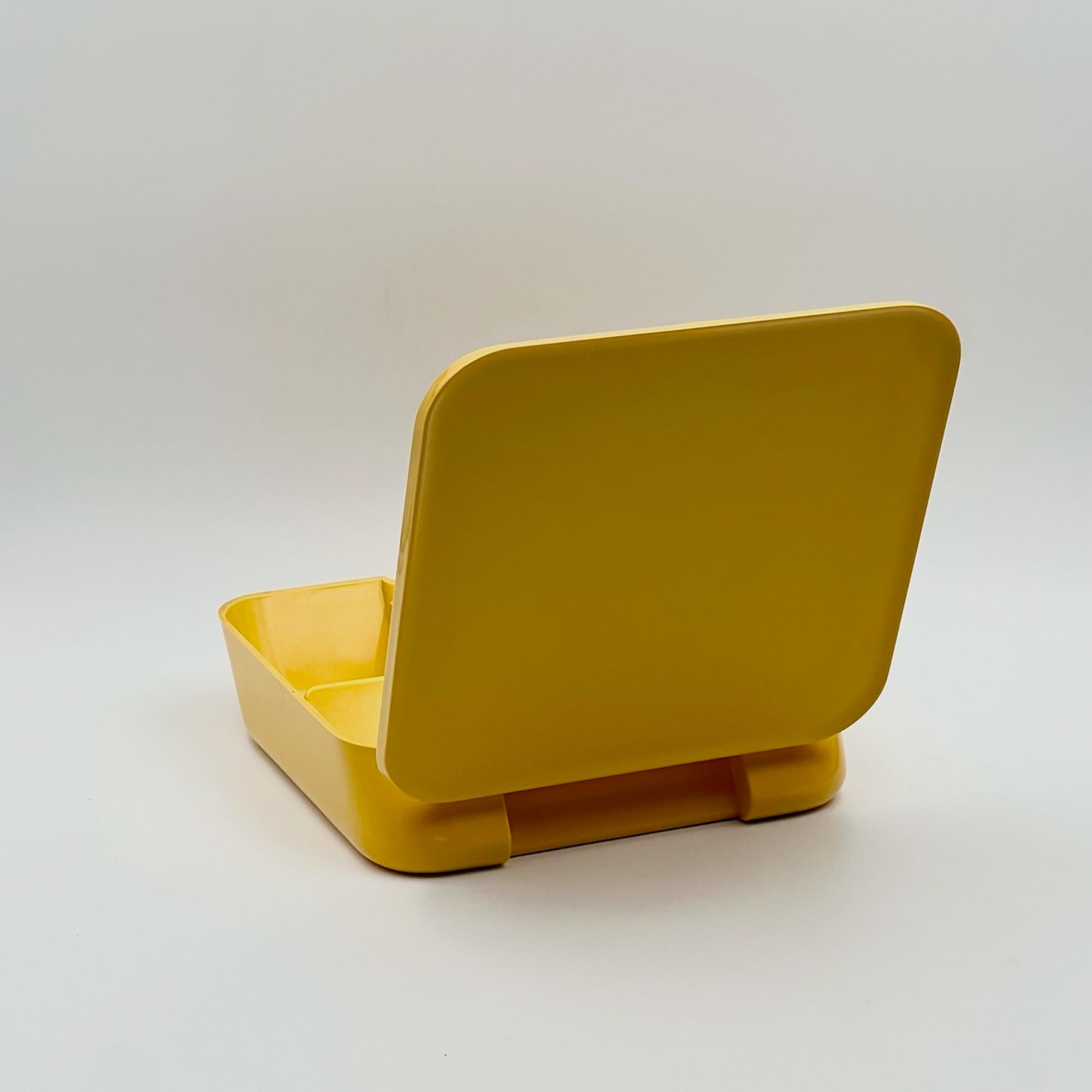 Yellow Portable Beauty Case Gedy - Space Age Vanity Set by Makio Hasuike, 70s 2