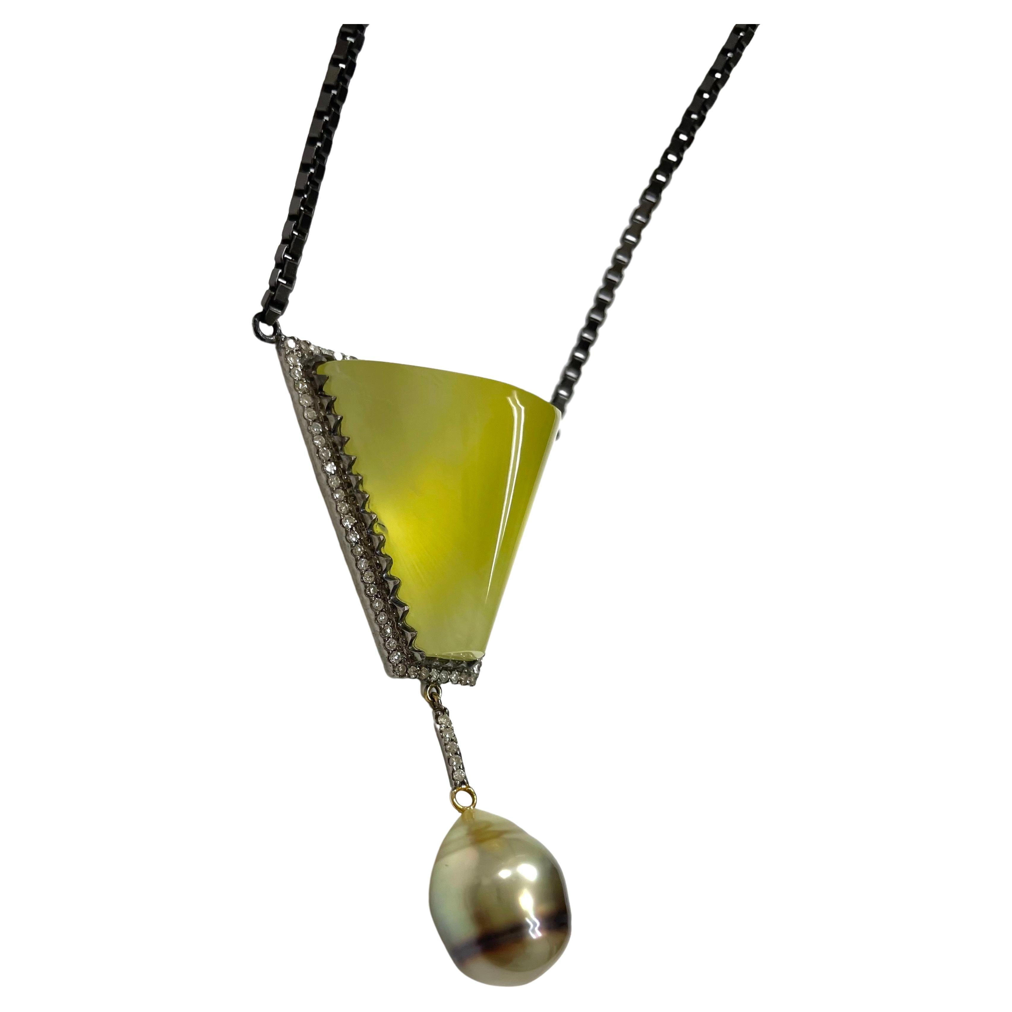 Cabochon Yellow Prehnite with Tahitian Pearl and Diamonds Paradizia Necklace For Sale
