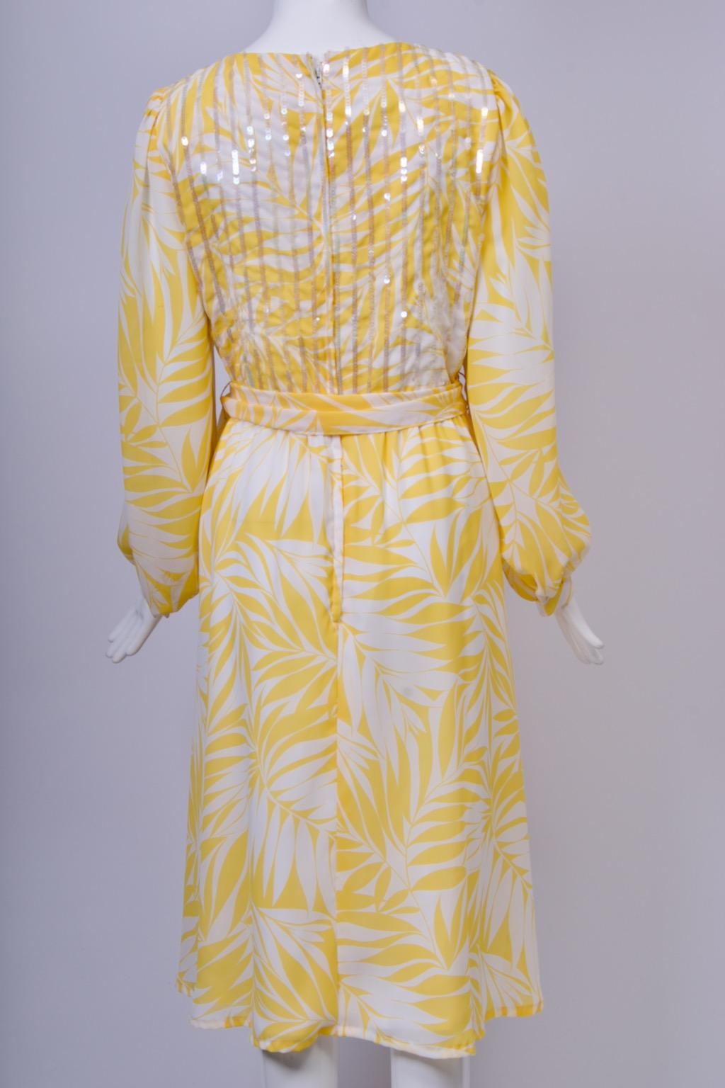 Yellow Print Chiffon Dress with Sequins In Good Condition For Sale In Alford, MA