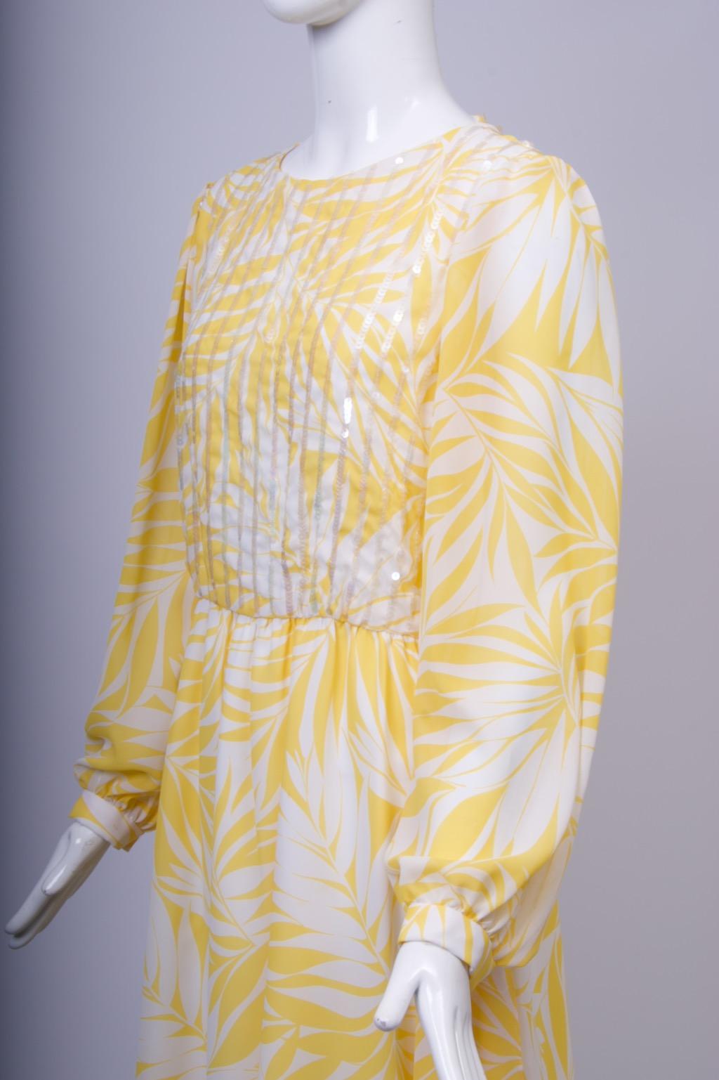 Yellow Print Chiffon Dress with Sequins For Sale 2