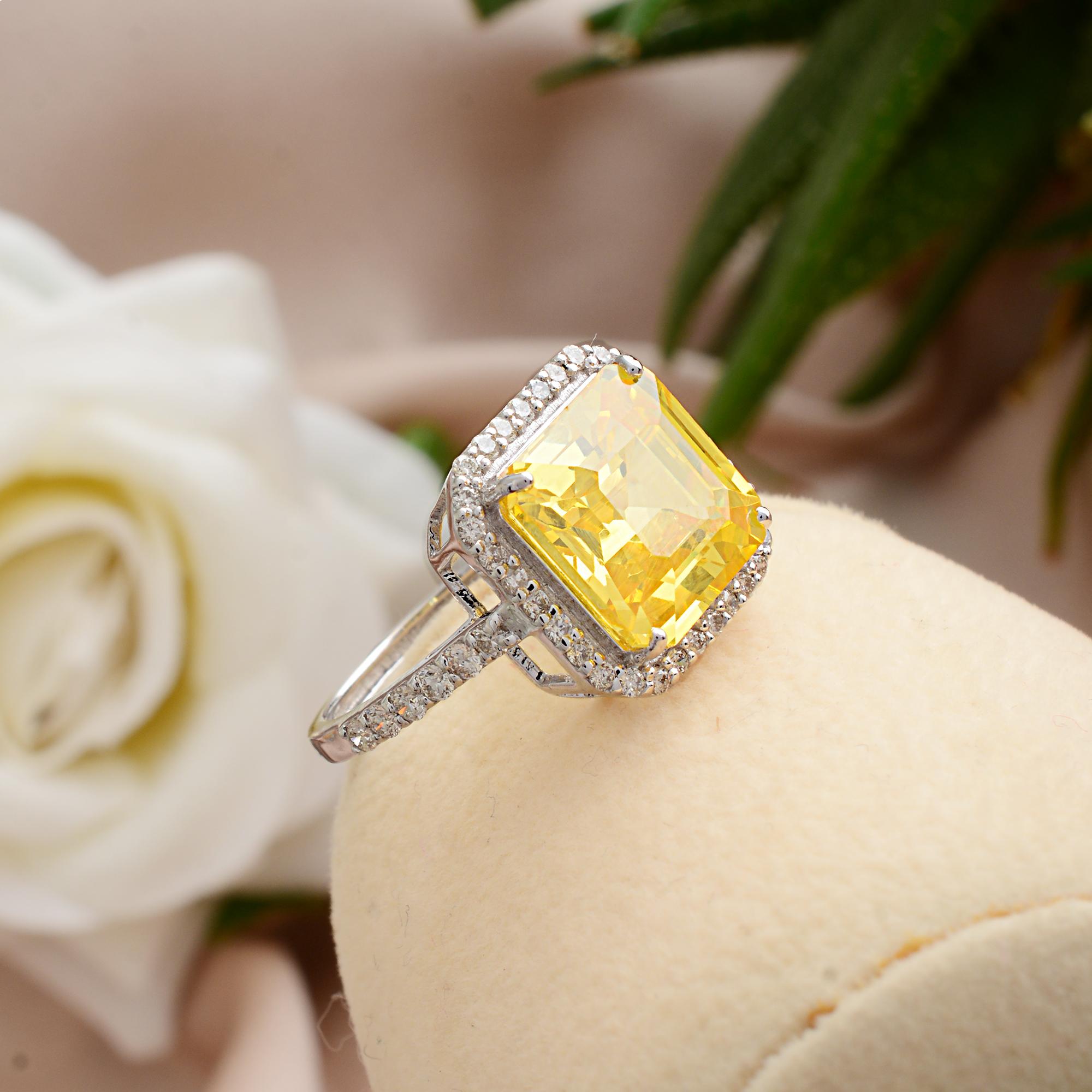 For Sale:  Yellow Processed Gemstone Cocktail Ring Diamond Pave 18k White Gold Fine Jewelry 5